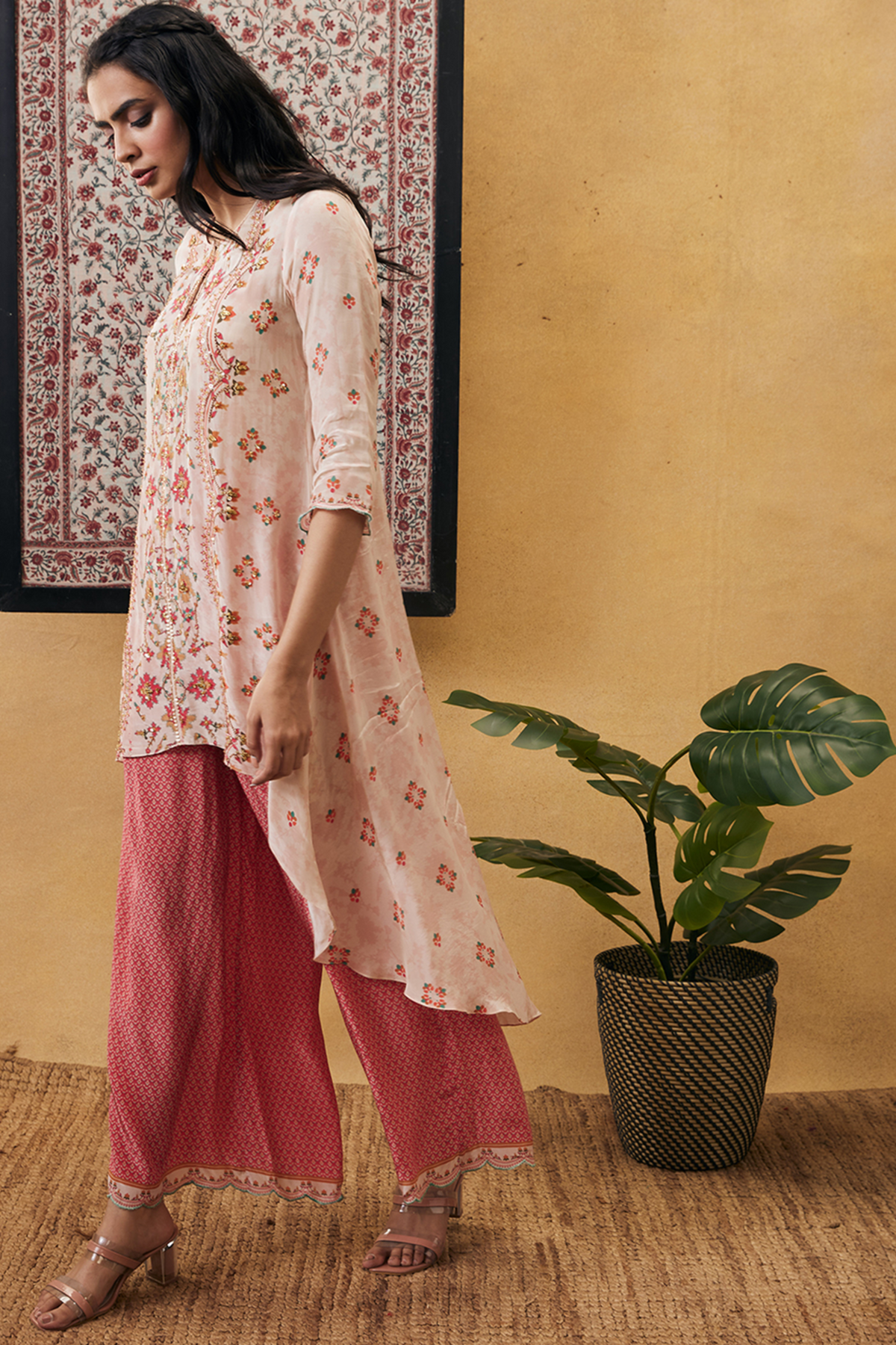 Zahra Asymmetric Kurta Set