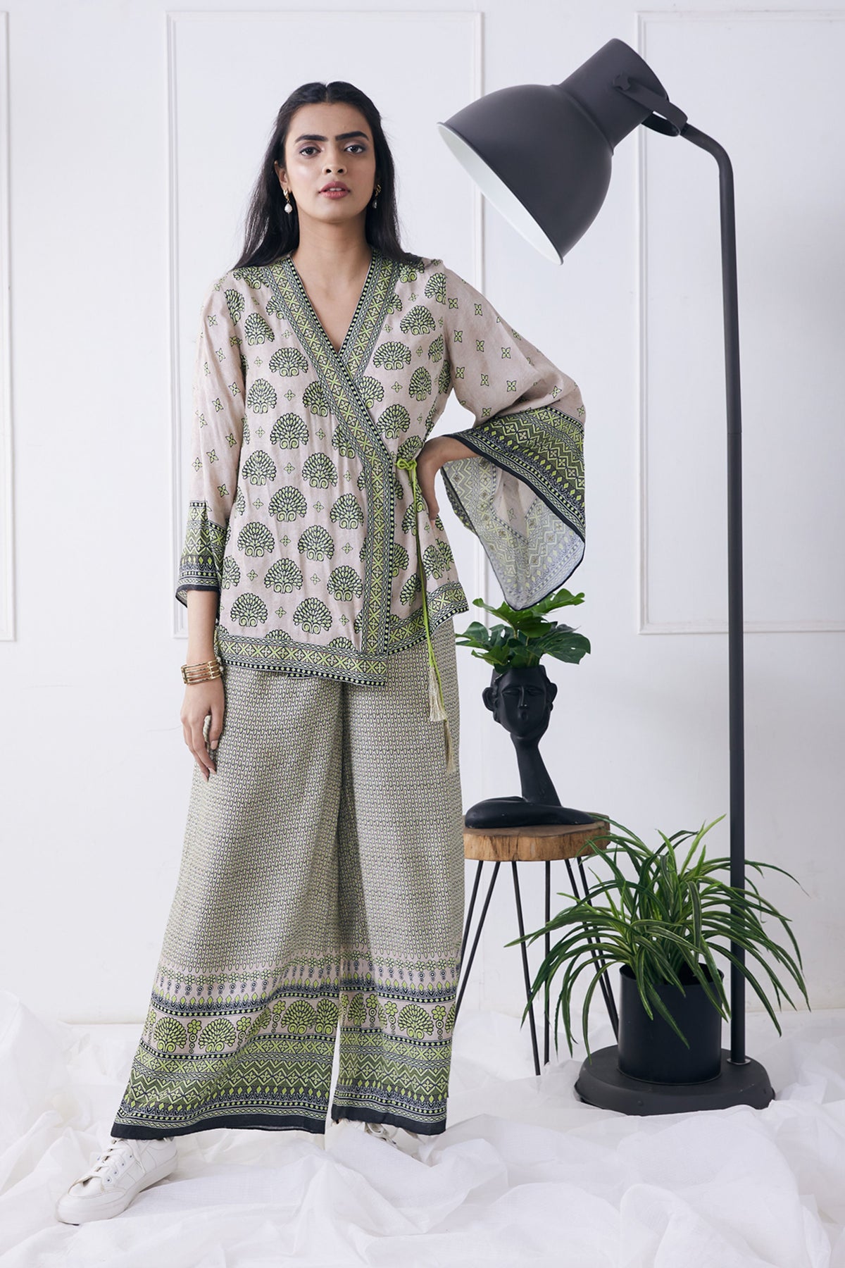 Ela Printed Overlapped Top With Pants