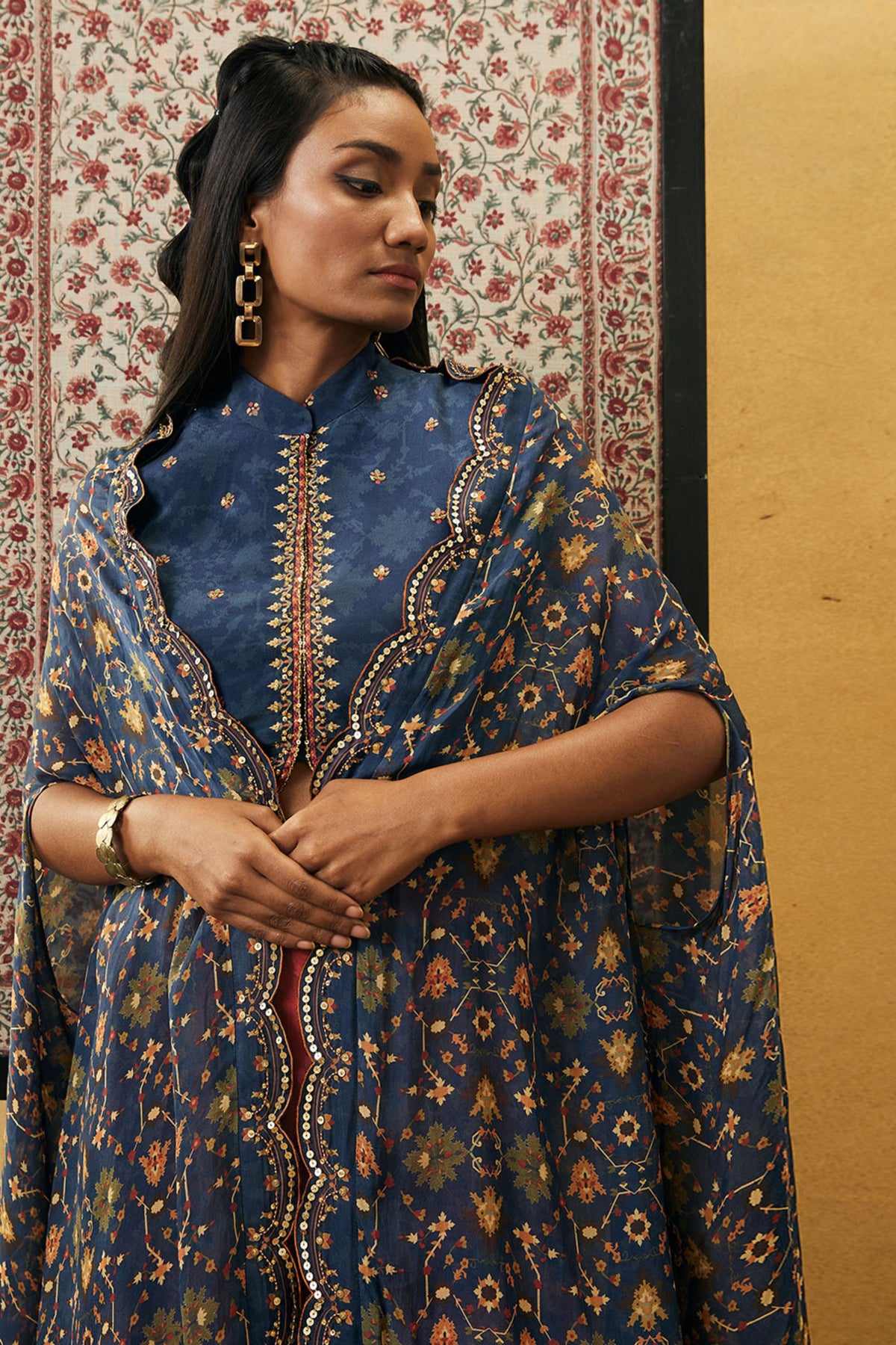 Zahra Co-ord Set With Cape