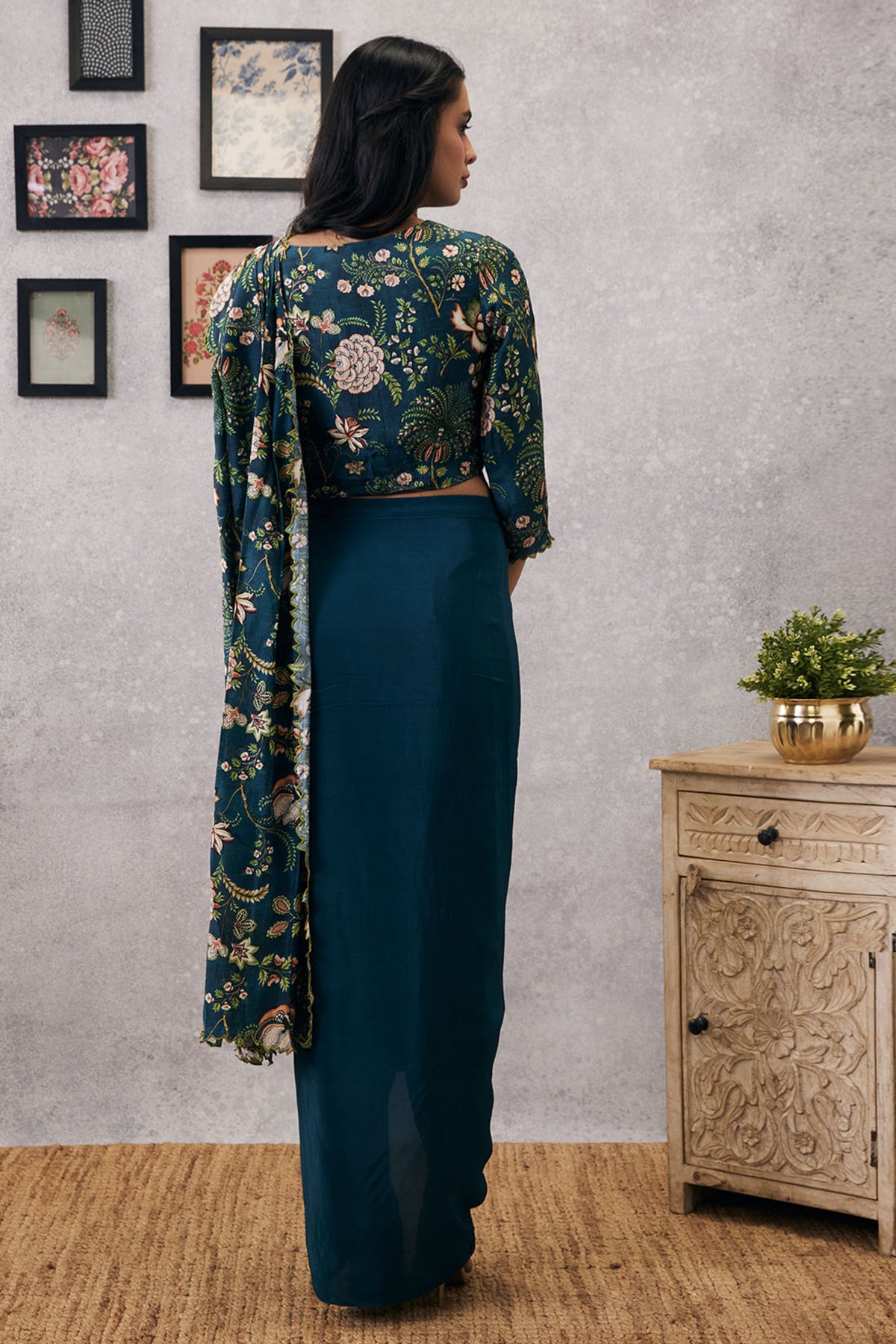 Mehr Cutwork Pre-draped Saree