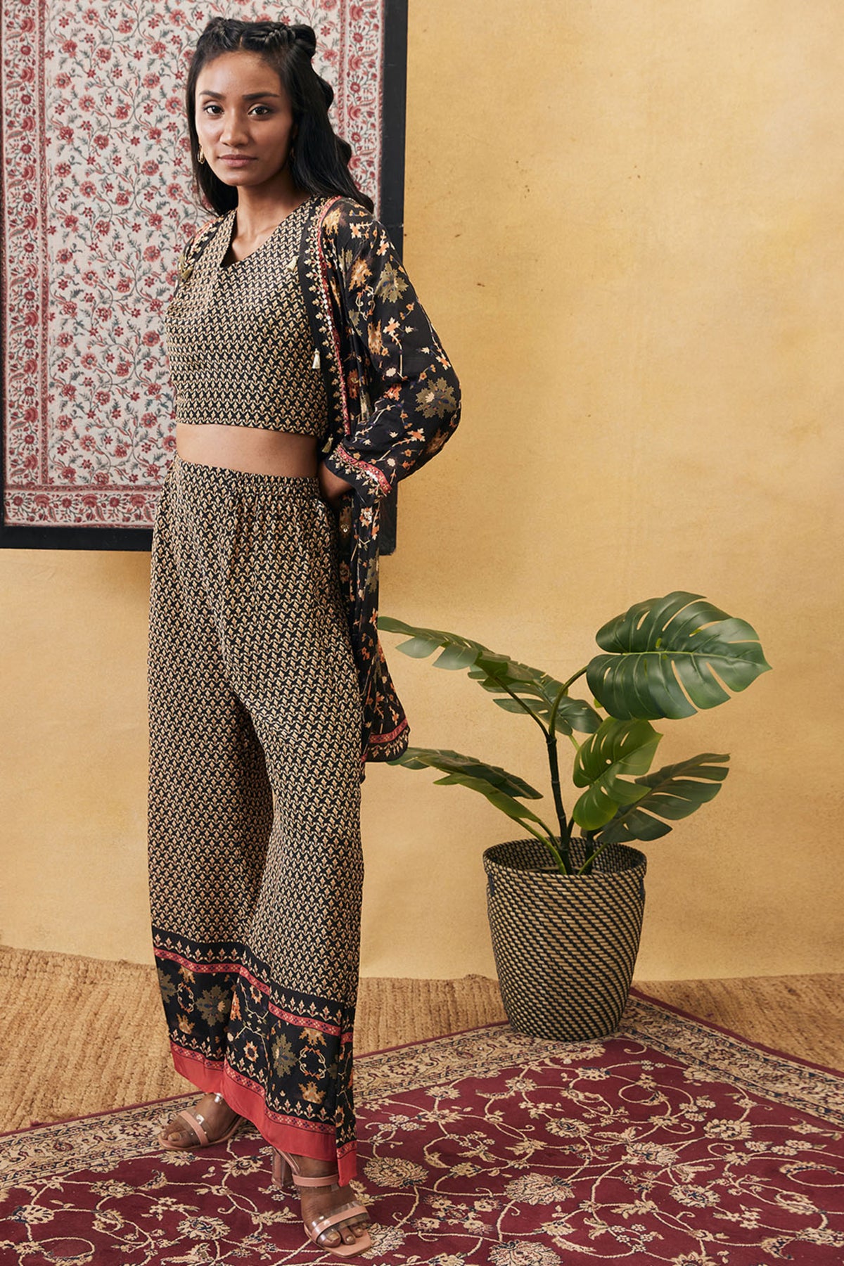 Zahra Co-ord Set With Jacket