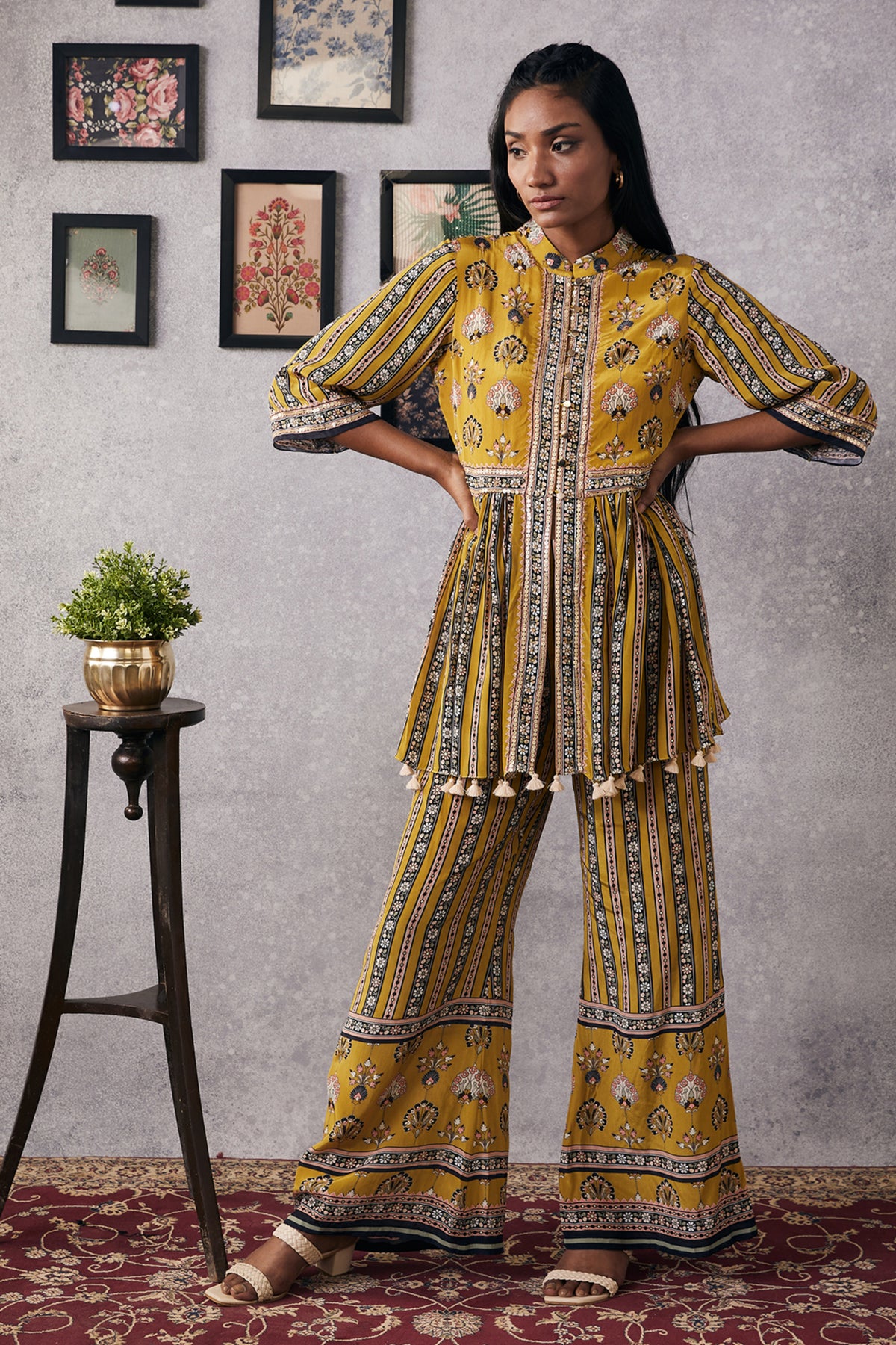 Sarouk  Kurta Set