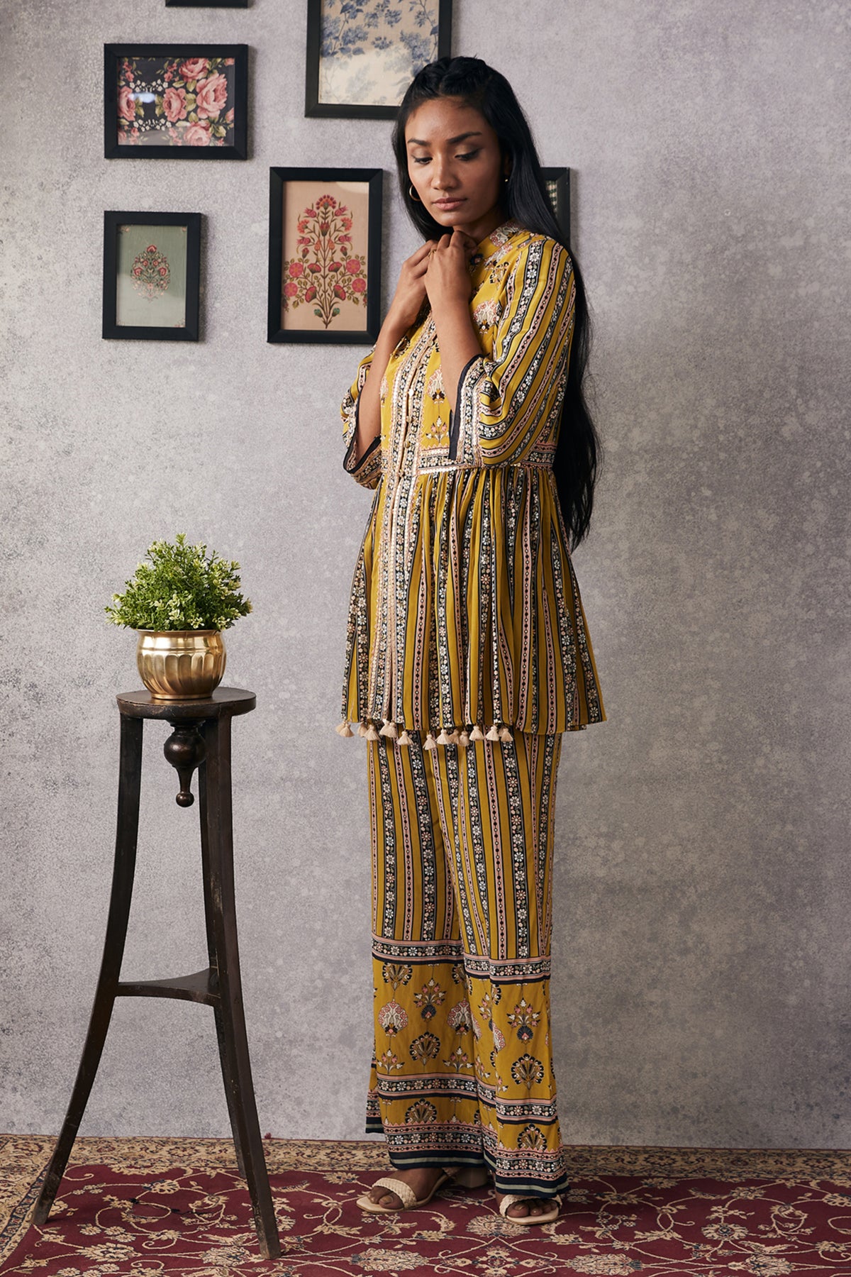 Sarouk  Kurta Set