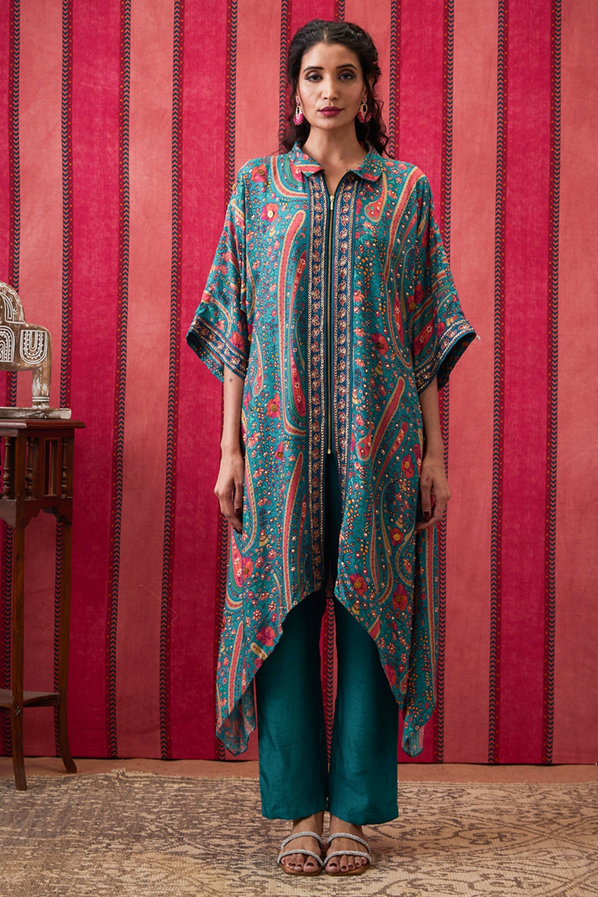 Qala Embroidered Asymmetric Kurta Set