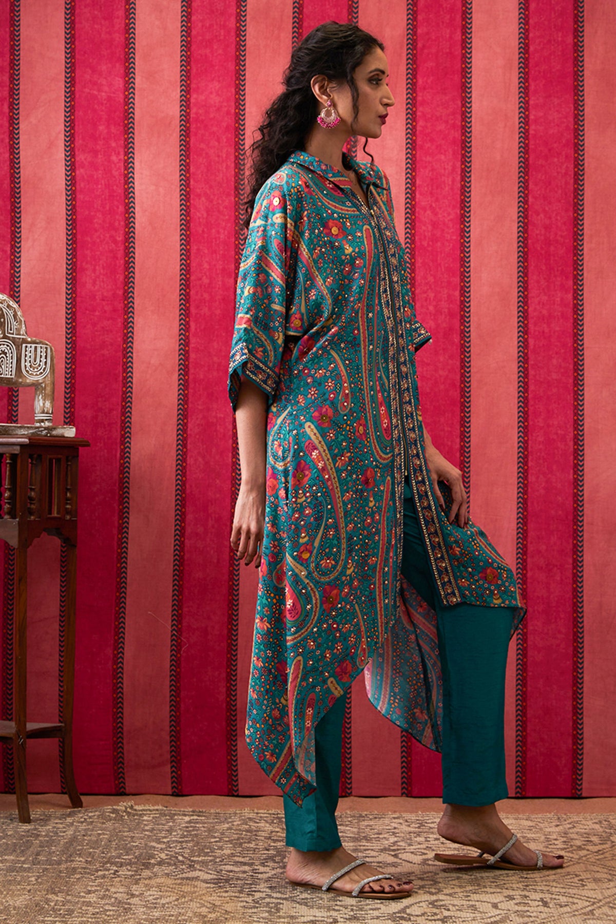 Qala Embroidered Asymmetric Kurta Set