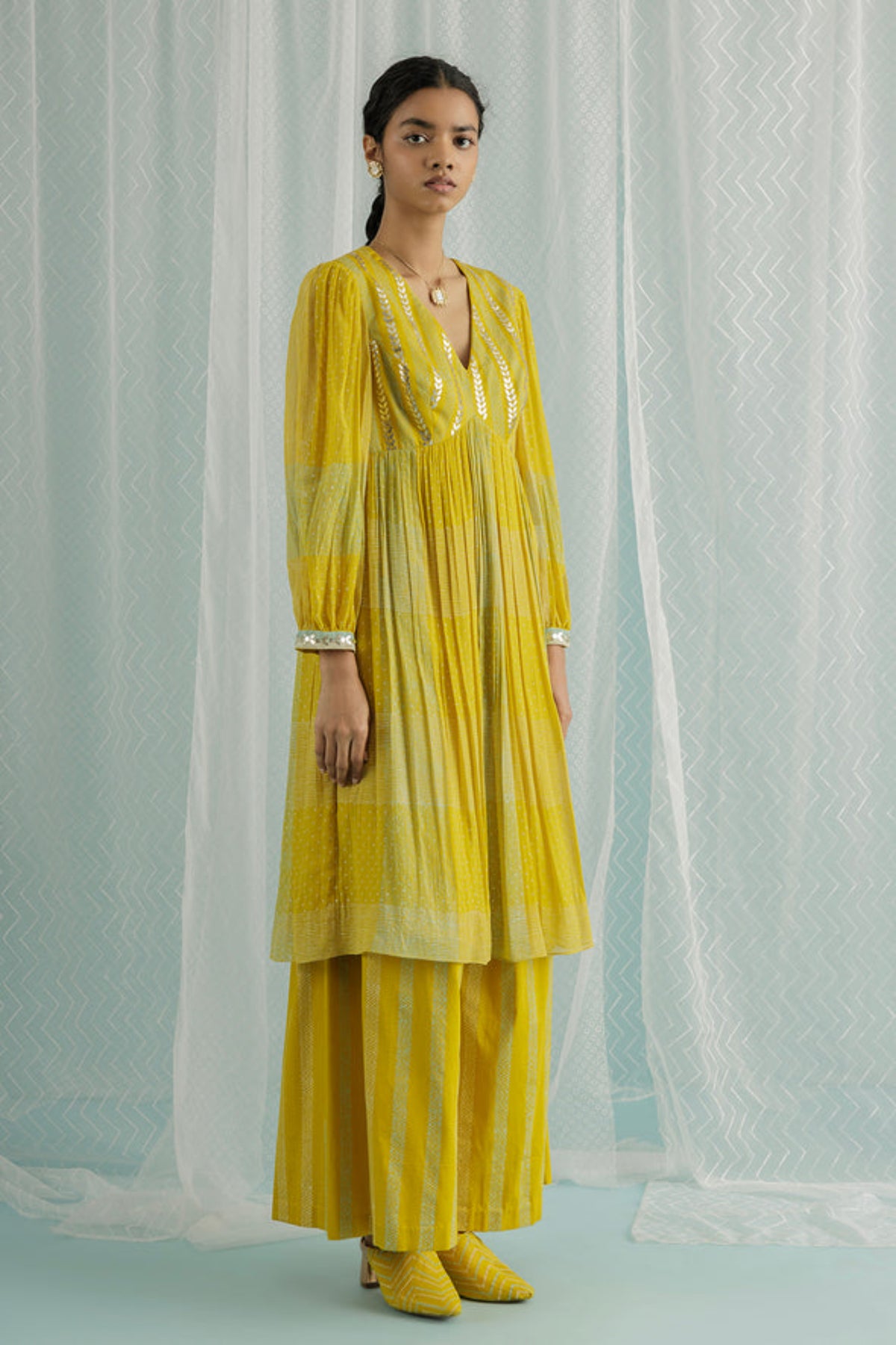 Canary Aila Kurta Set