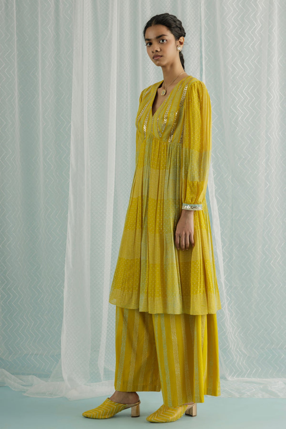 Canary Aila Kurta Set