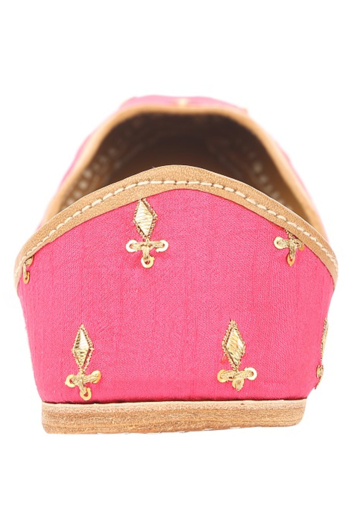 Silk jutti in pink