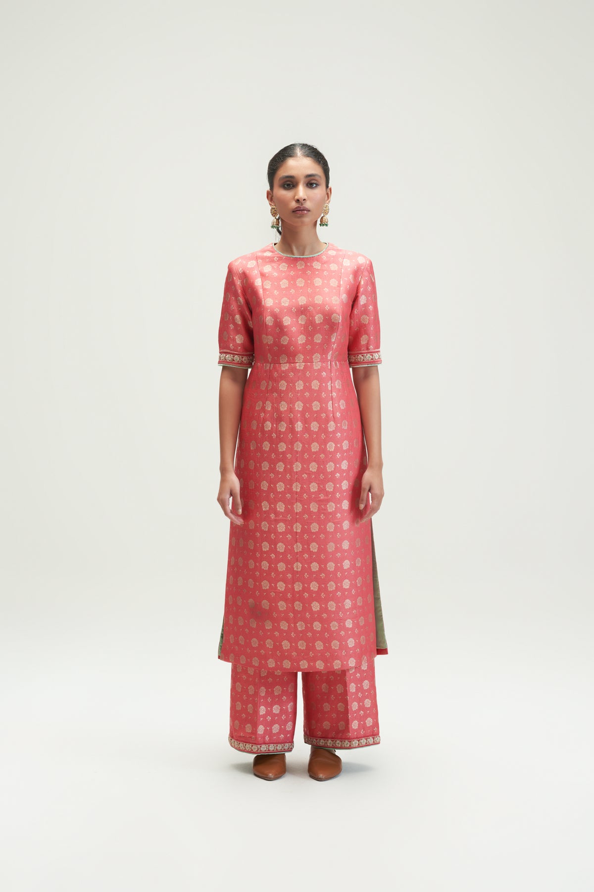 Amaltas Rouge Kurta Set