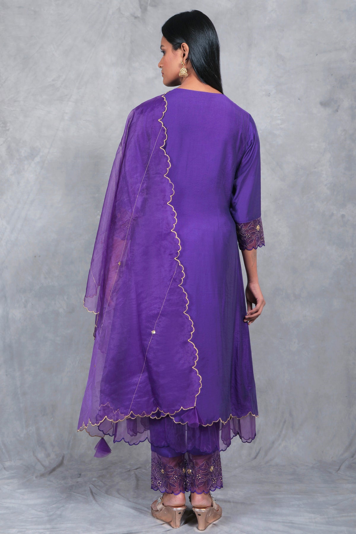 Ankuri round neck kurta set