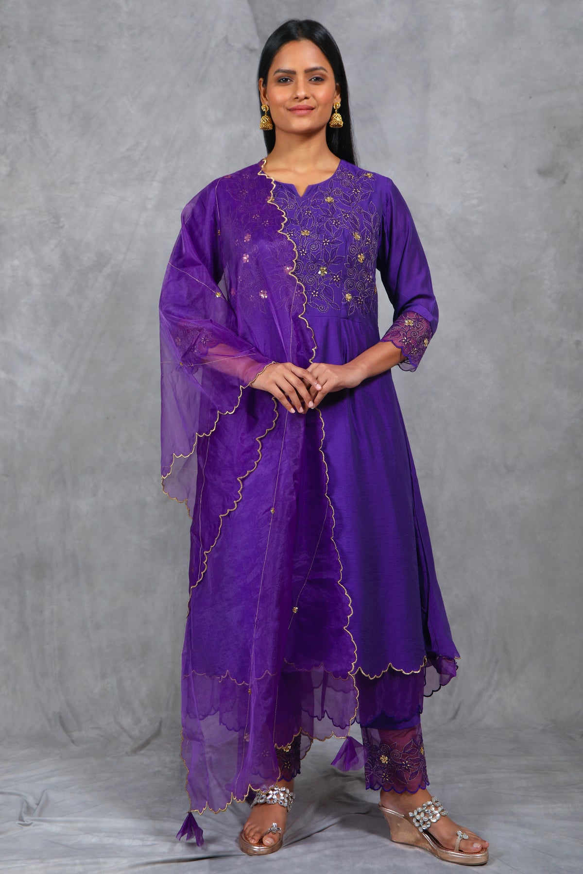 Ankuri round neck kurta set