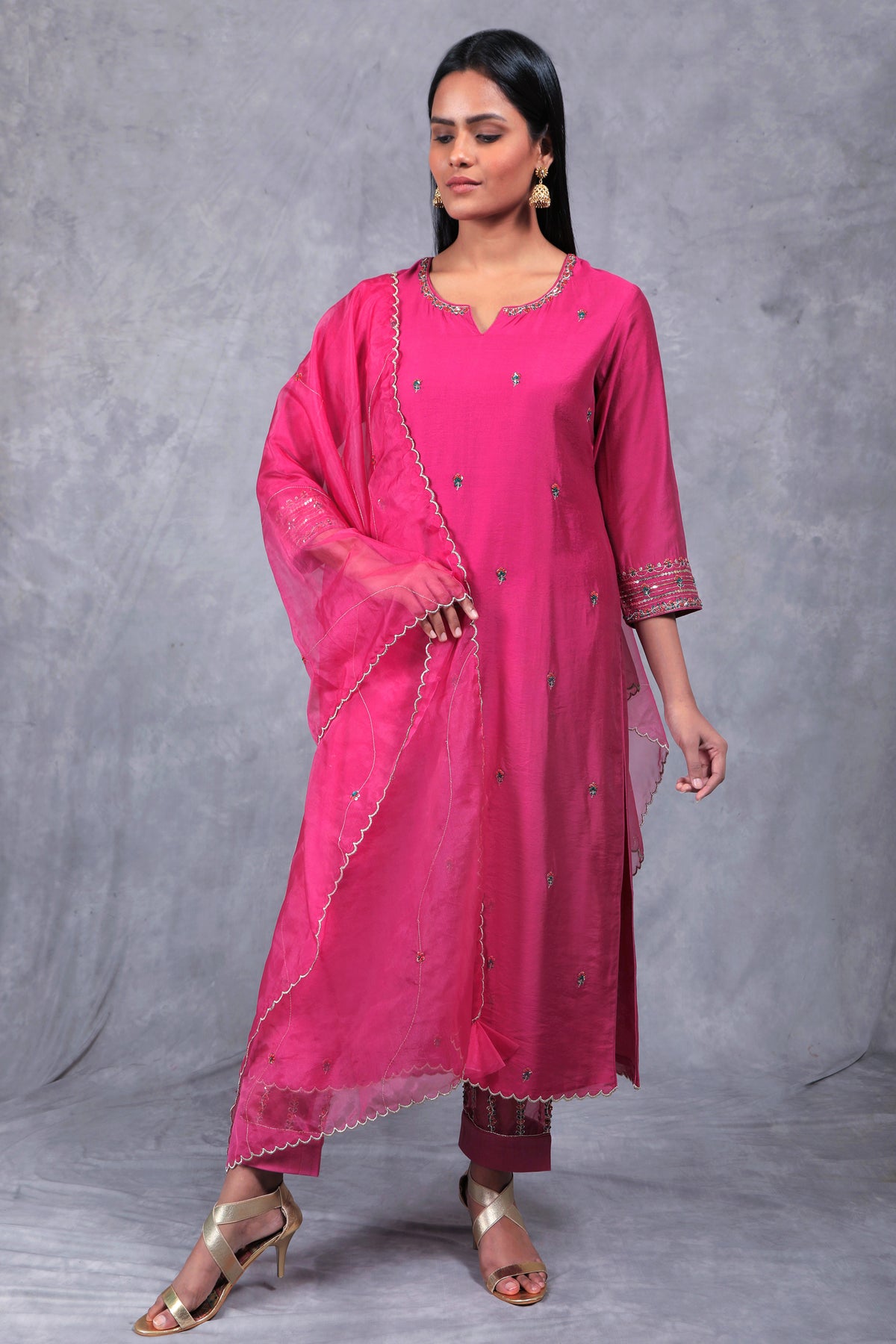 Nalini a round neck kurta set