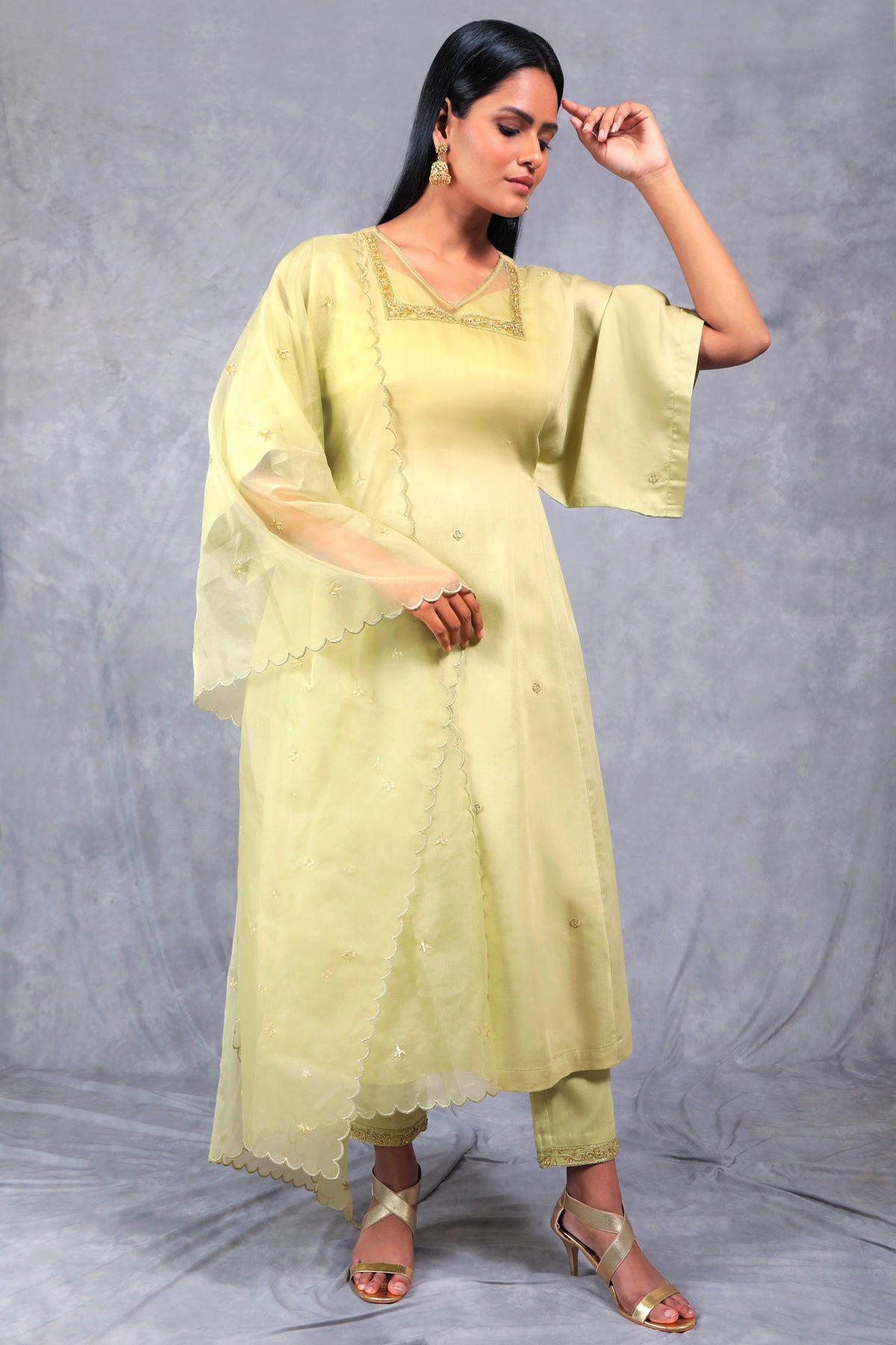 Vasudha v-neck kurta set