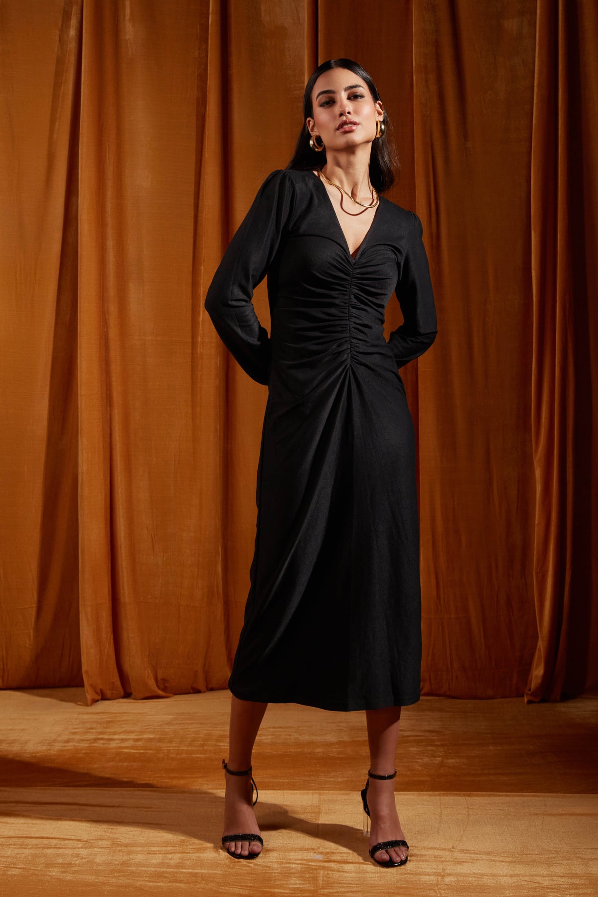 Black Ruched Full Sleeve Midi Dress