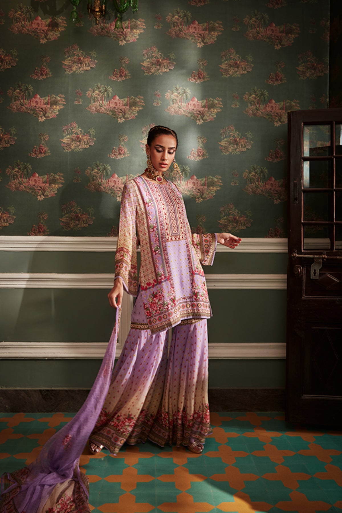 Zareen Gharara Set