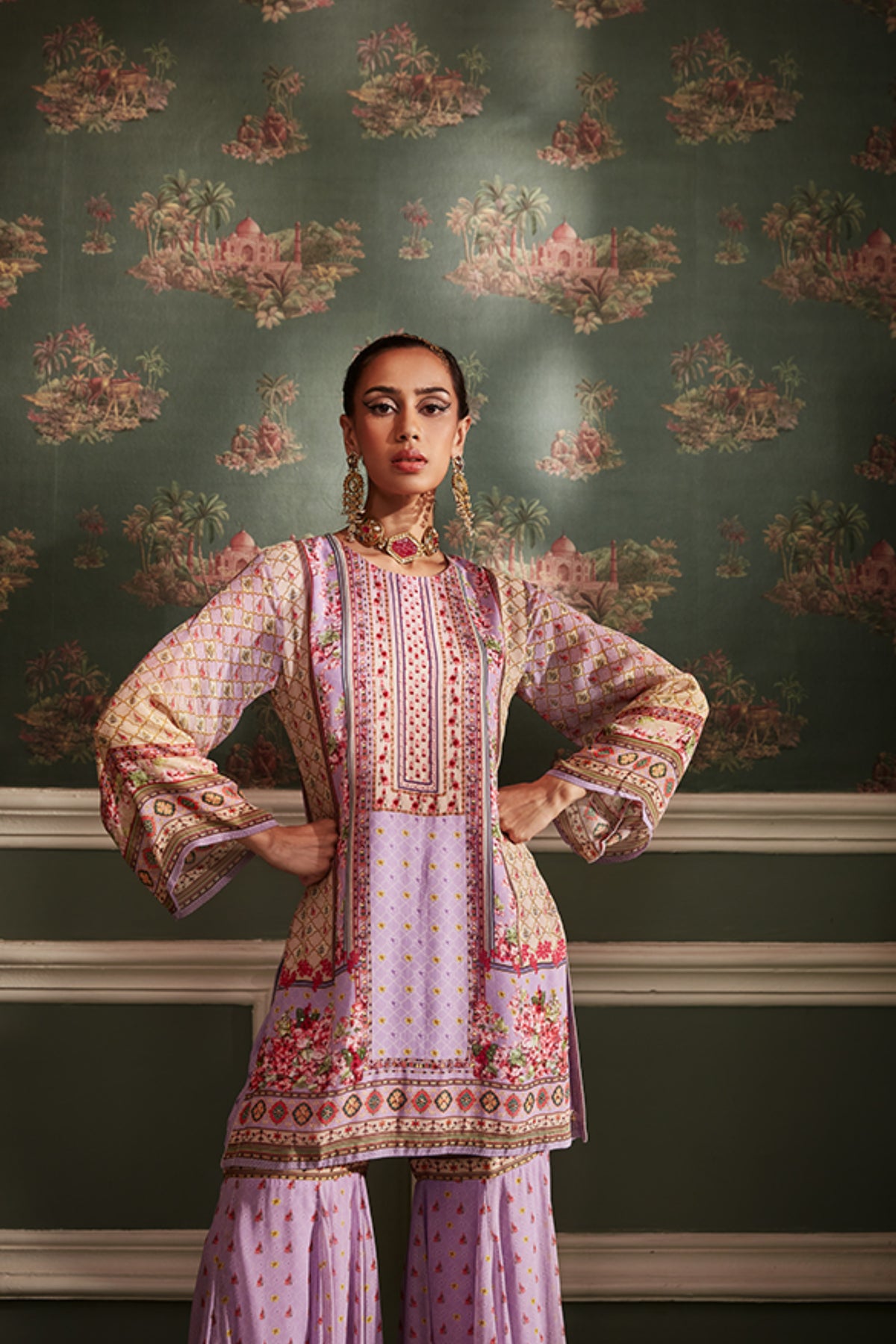 Zareen Gharara Set