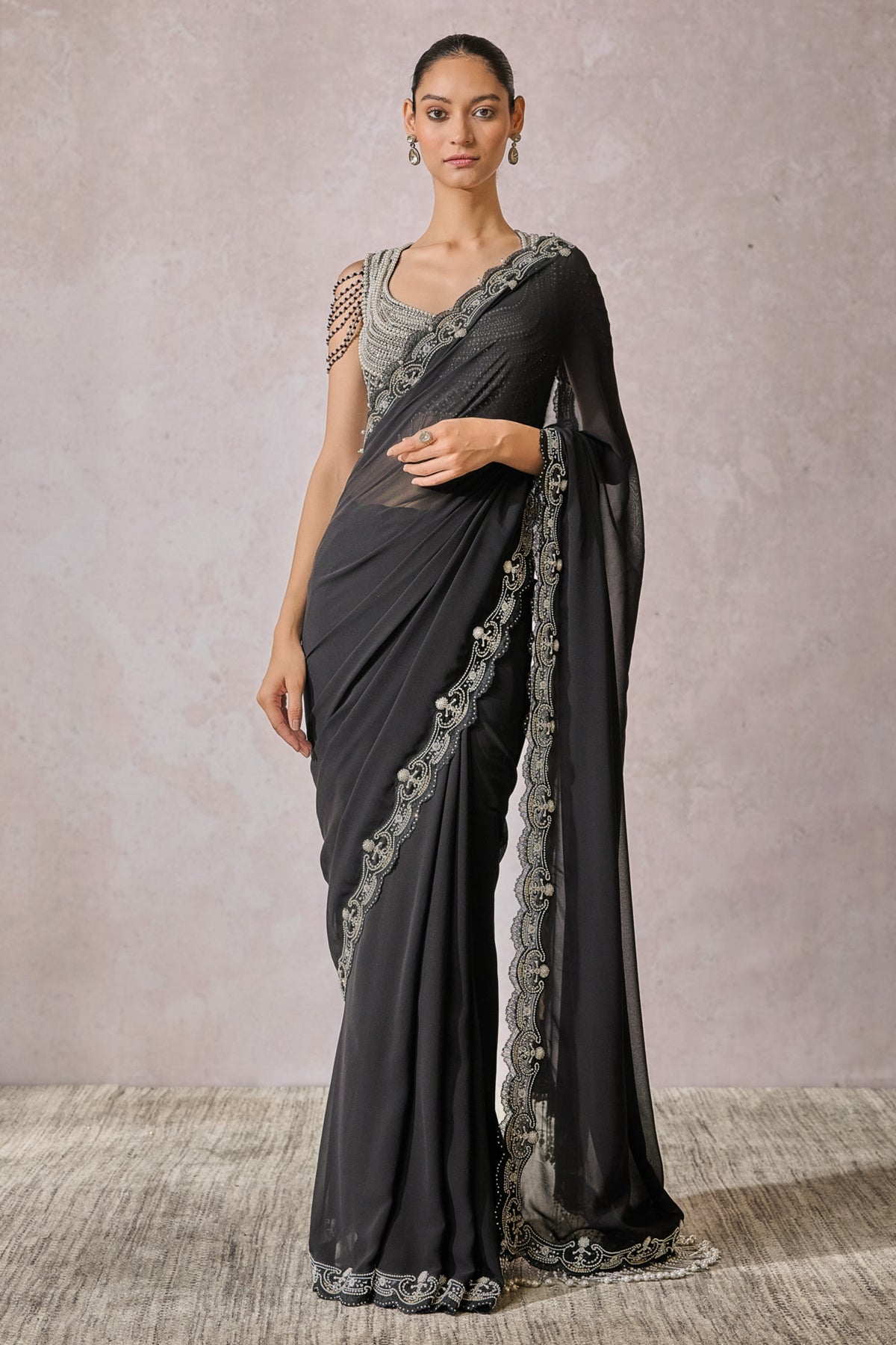 Black Saree With Blouse
