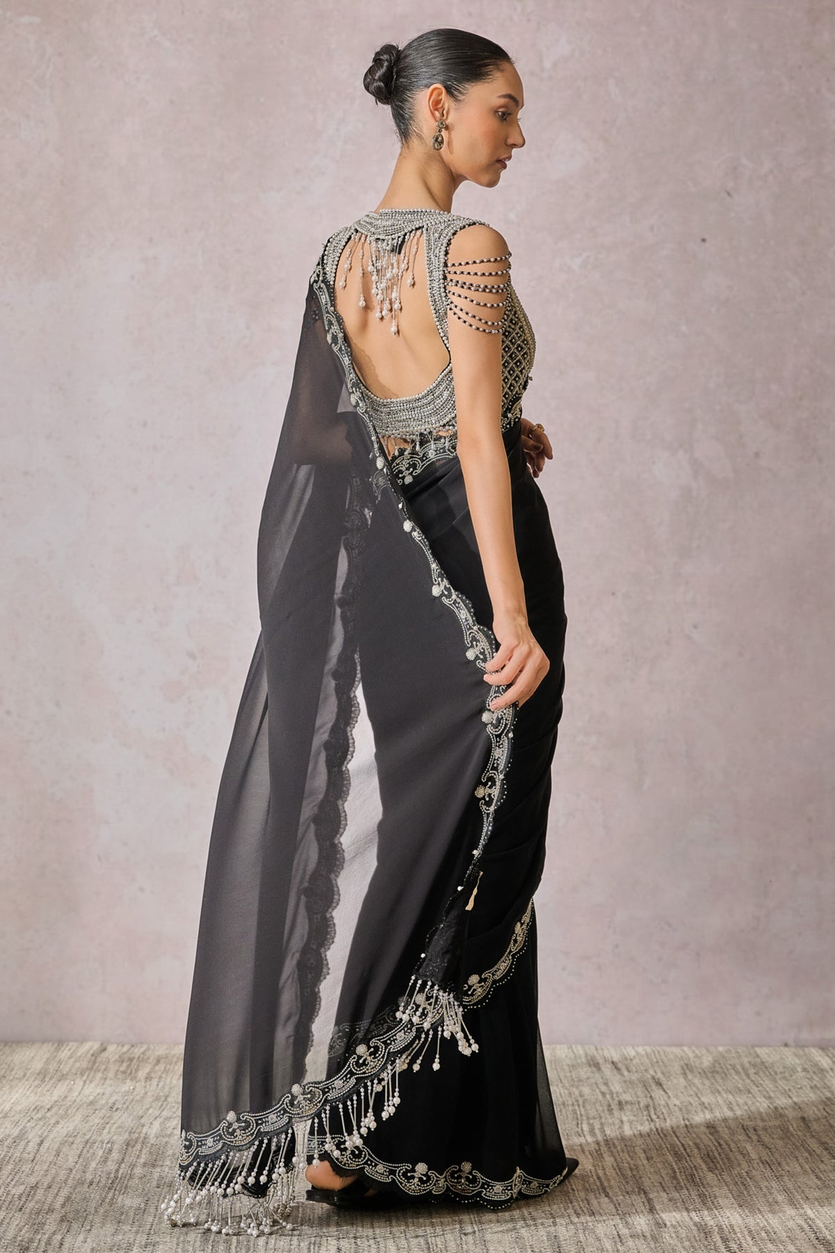 Black Saree With Blouse