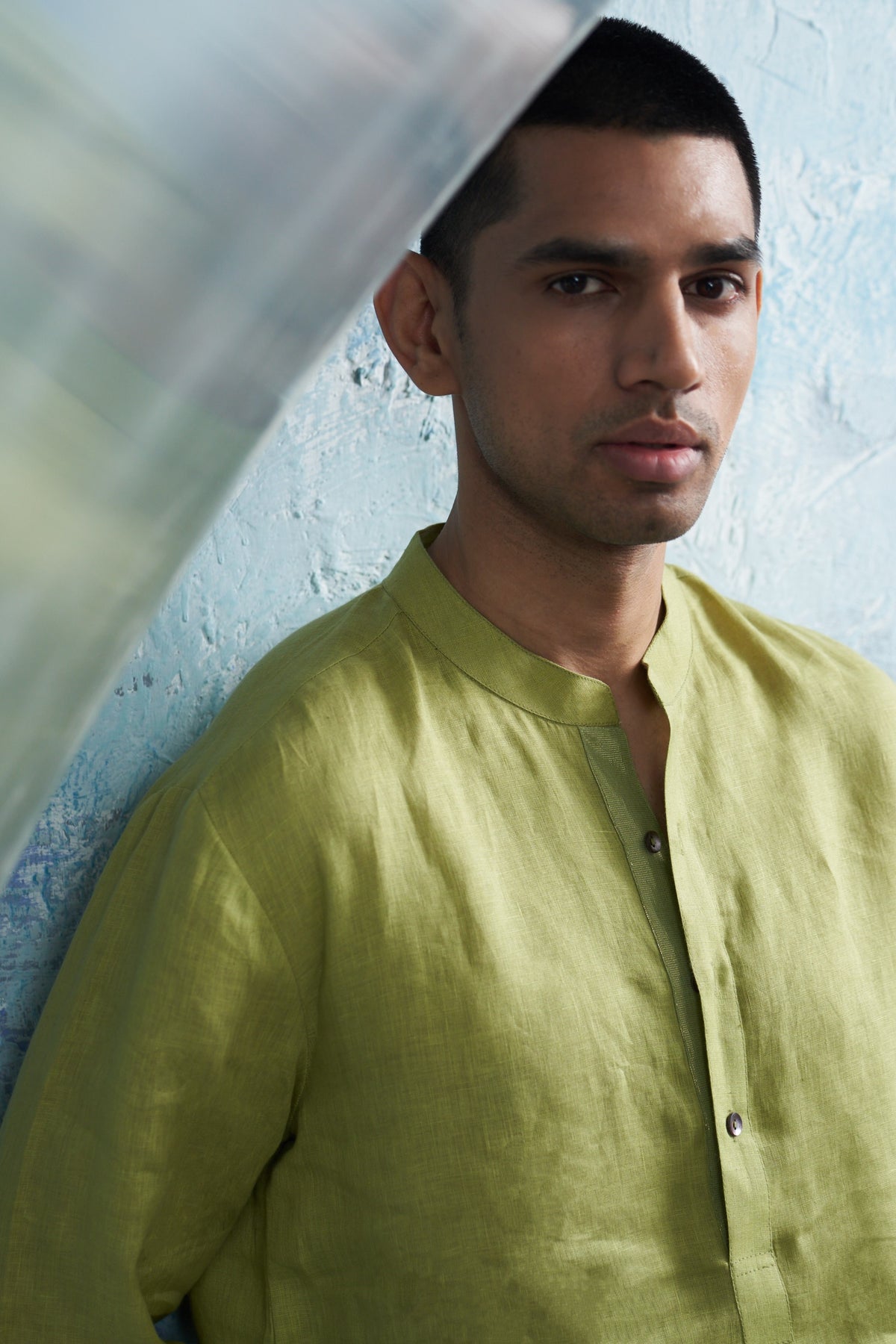Aura Sheen Green Straight Kurta Set