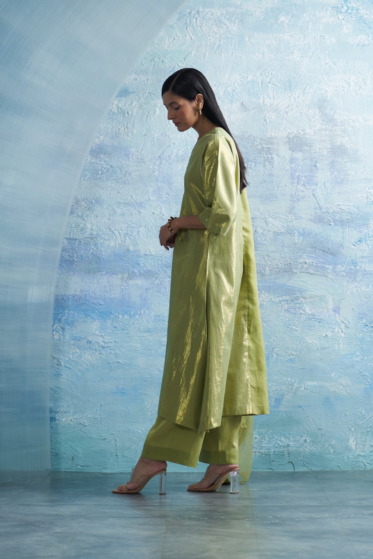 Aura Sheen Green Kurta Set