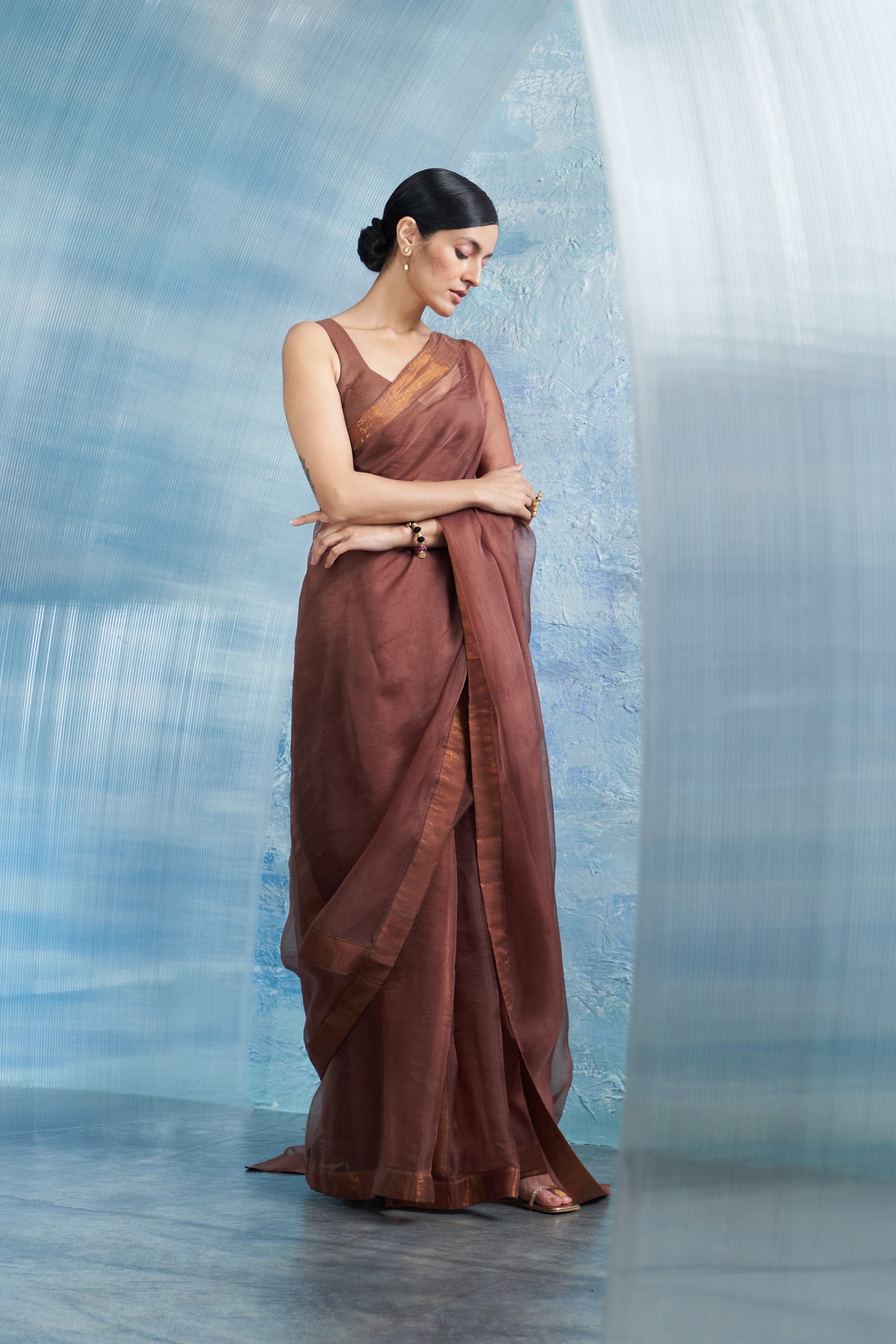 Aura Woody Brown Saree Set