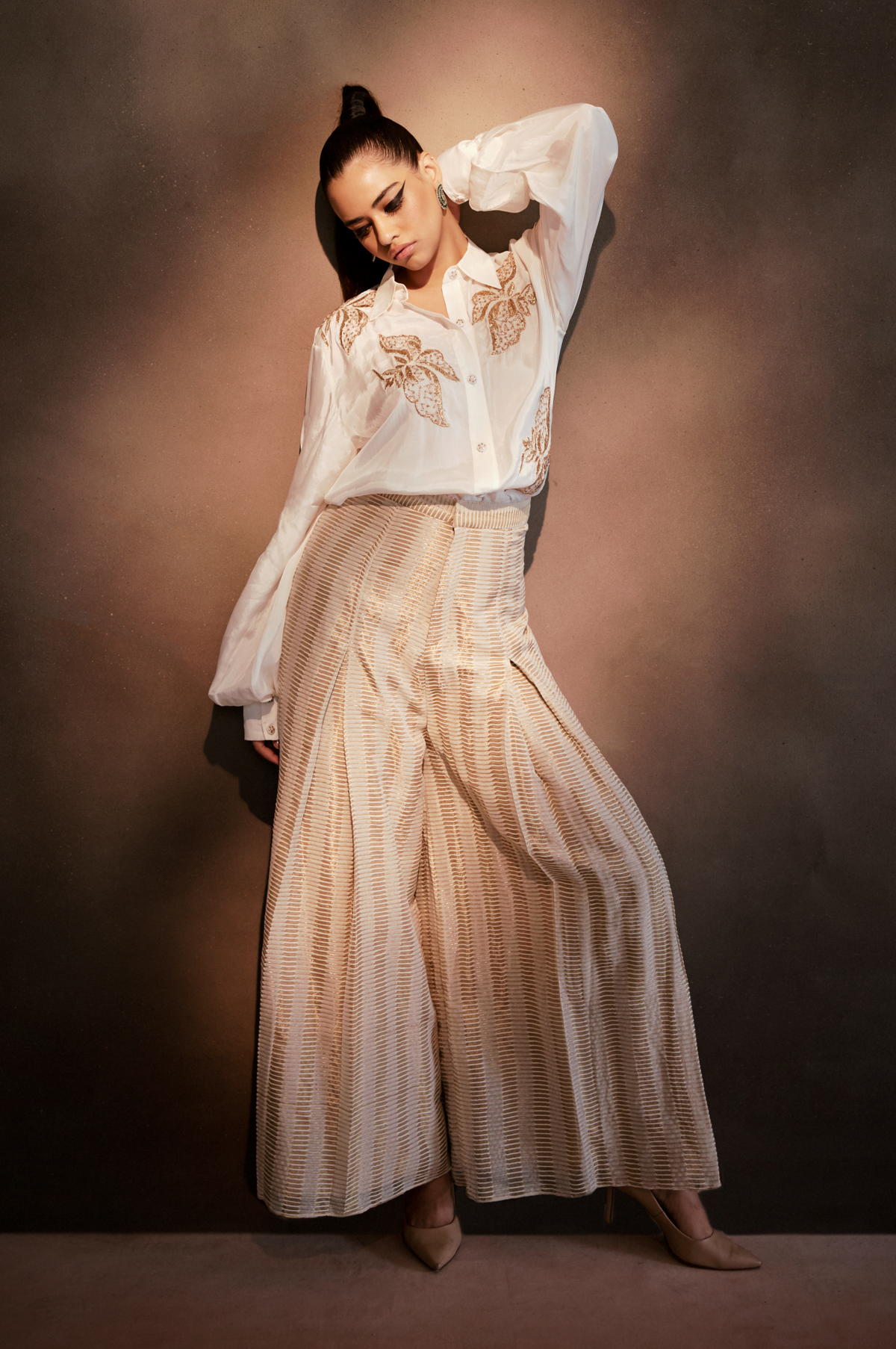 Shell White Shirt with Box Pleat Pant
