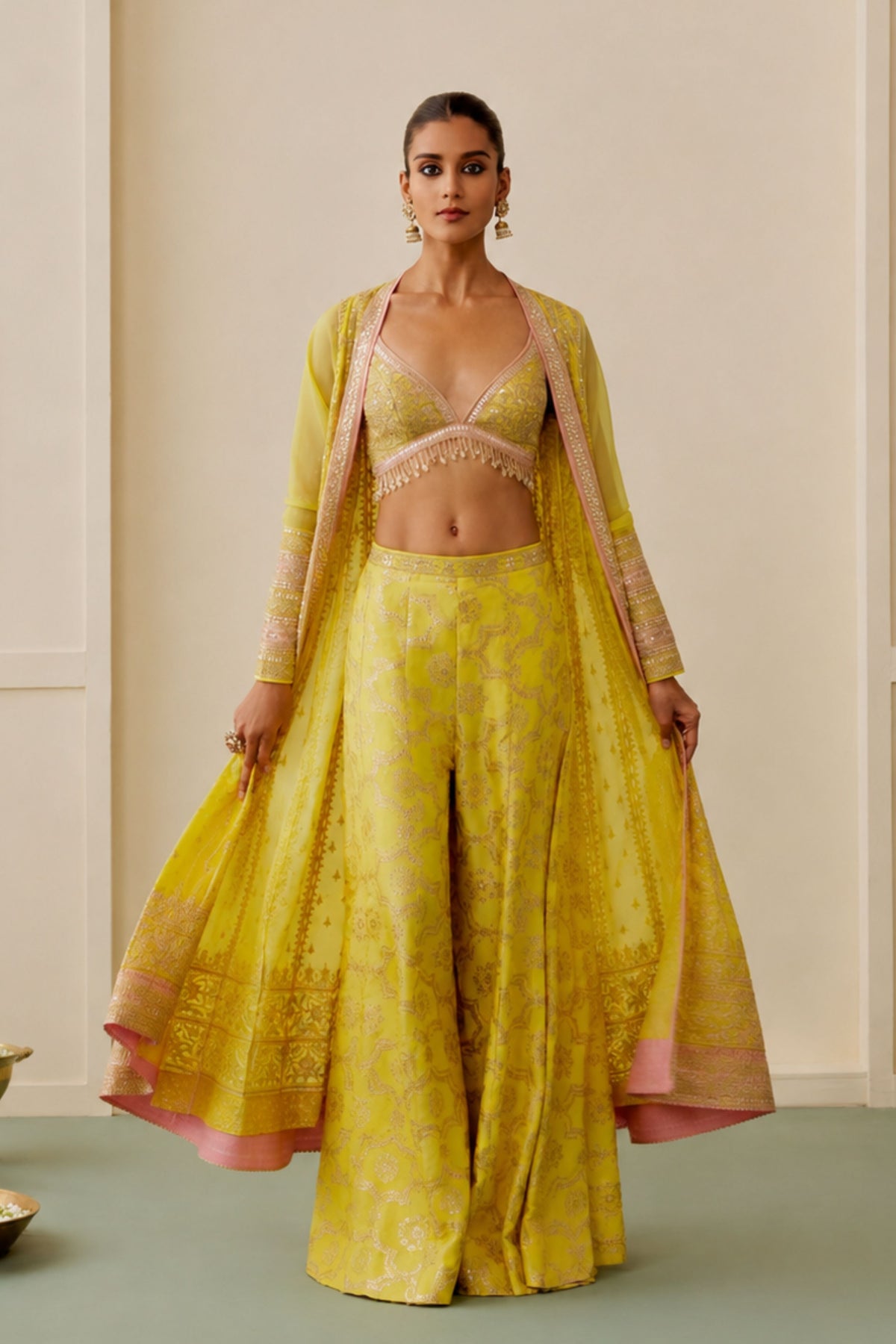 Myraaz Cape Set