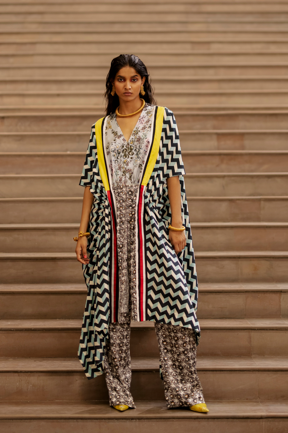Printed Drawstring Cape With Trouser
