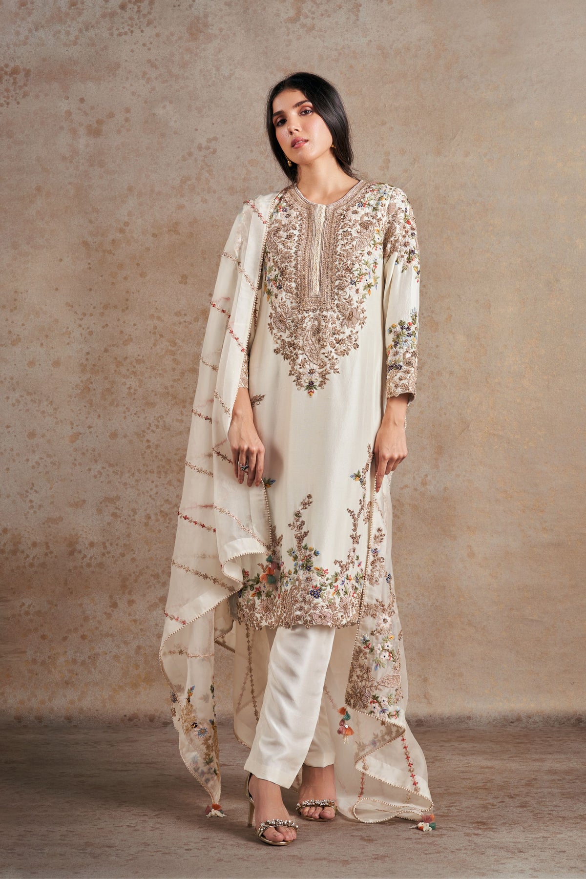 Ivory Resham &amp; Dori Handcrafted Kurta Set