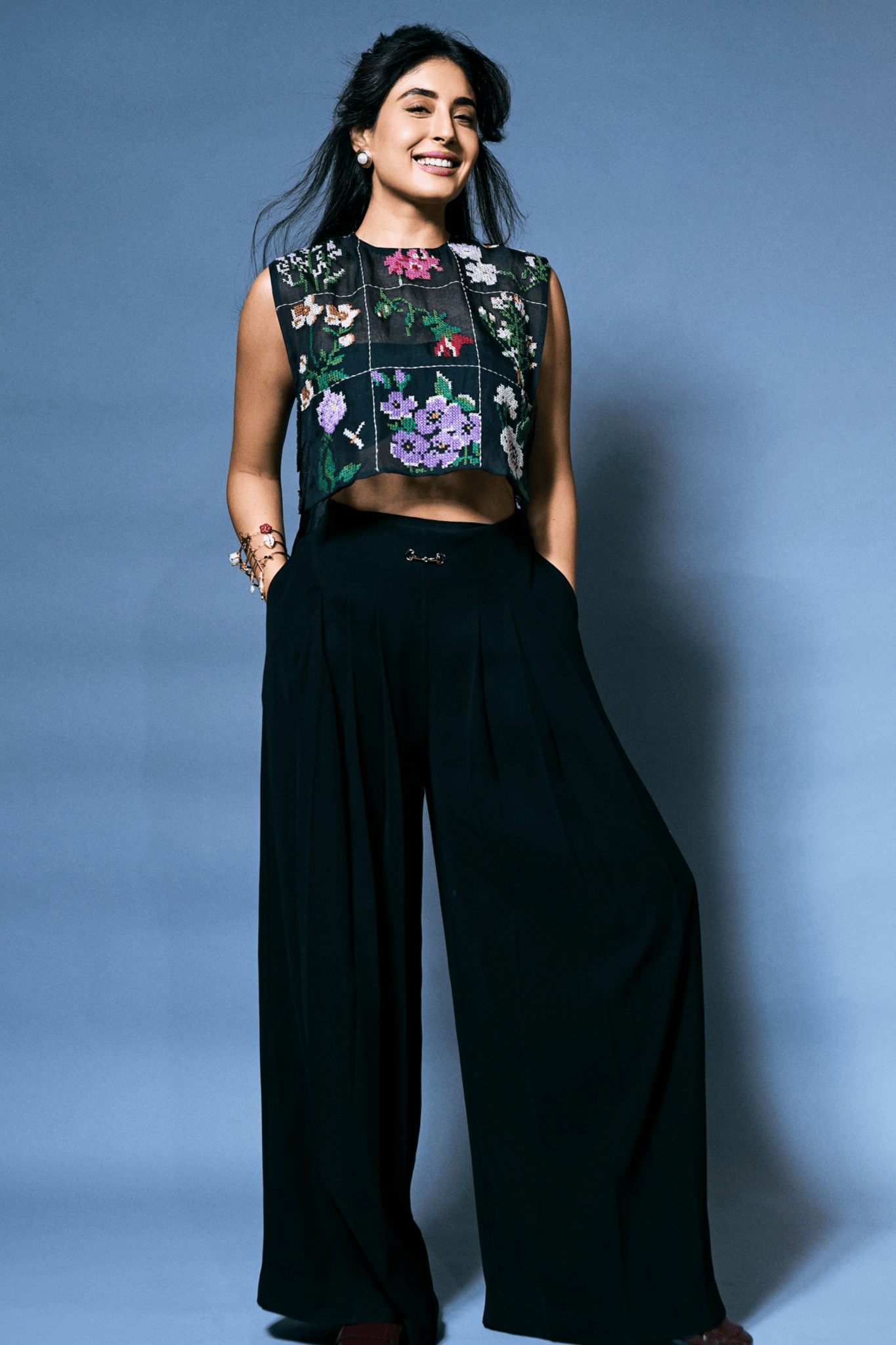 Kritika Kamra in Ode To Odd - Ode To Odd - Elahe