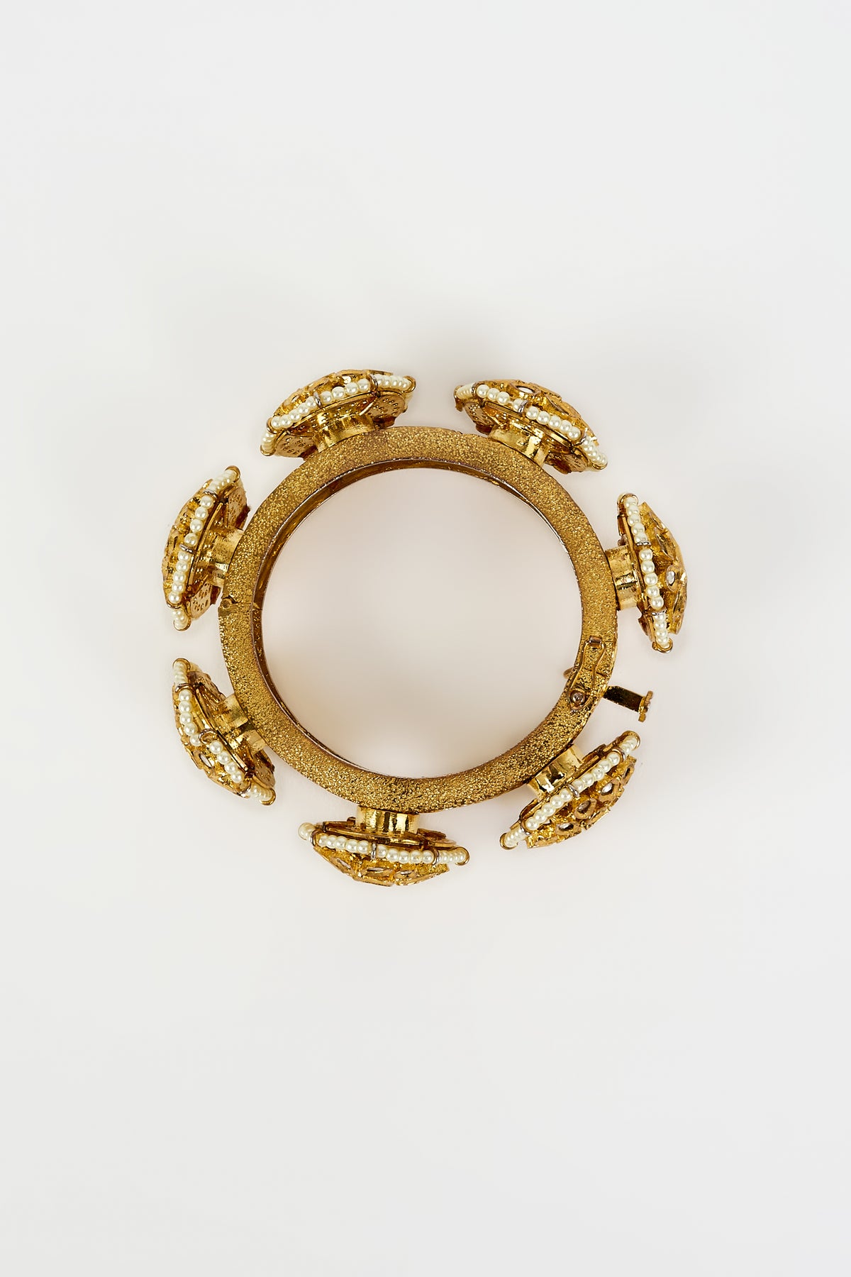 Saadgi Gold Kundan Polki Bangle