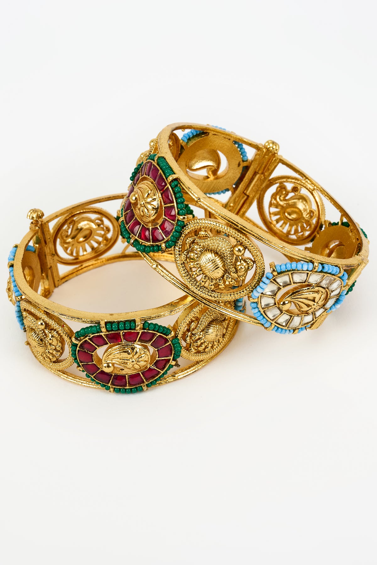 Antara Gold Pair of Bangles