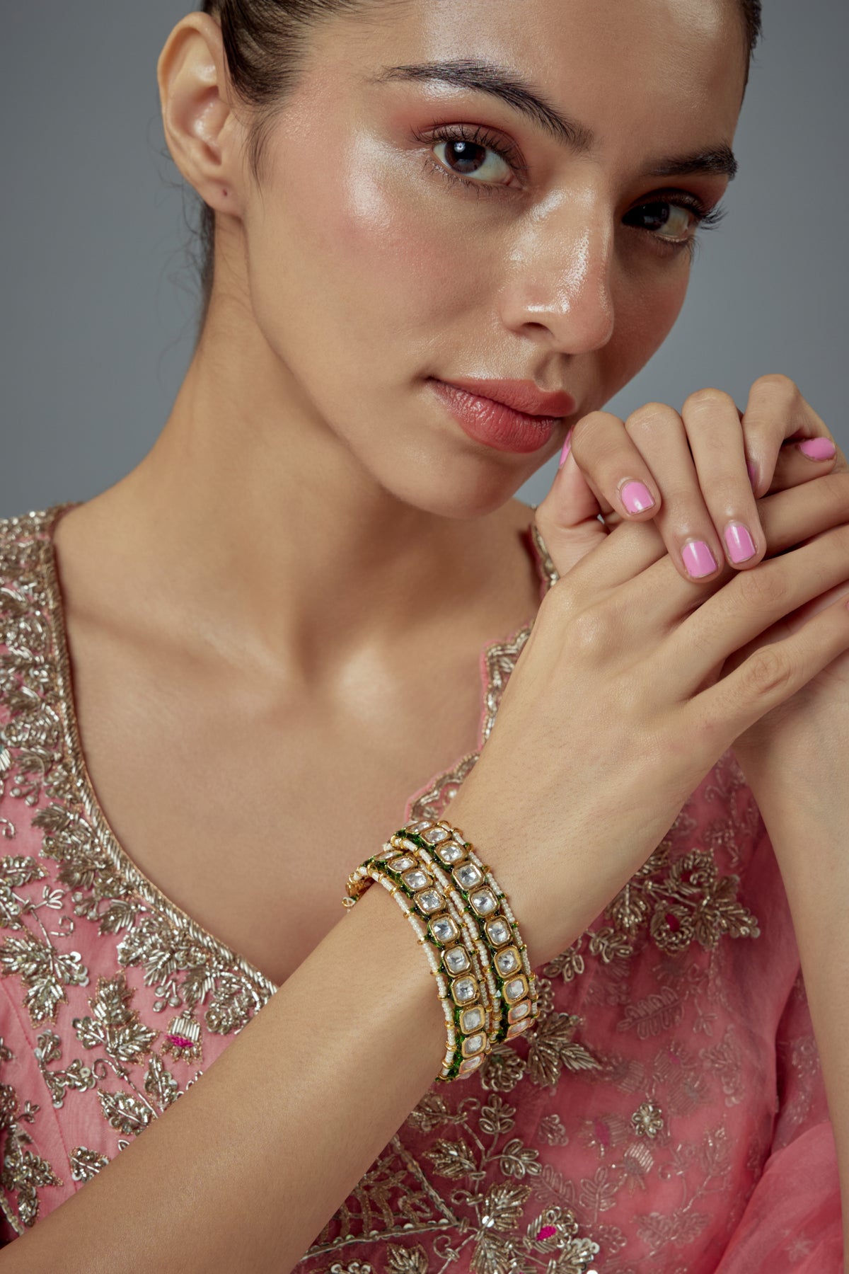 Saadgi Gold White Kundan Bangles