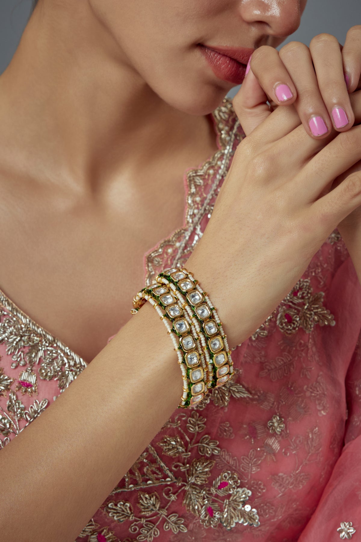 Saadgi Gold White Kundan Bangles