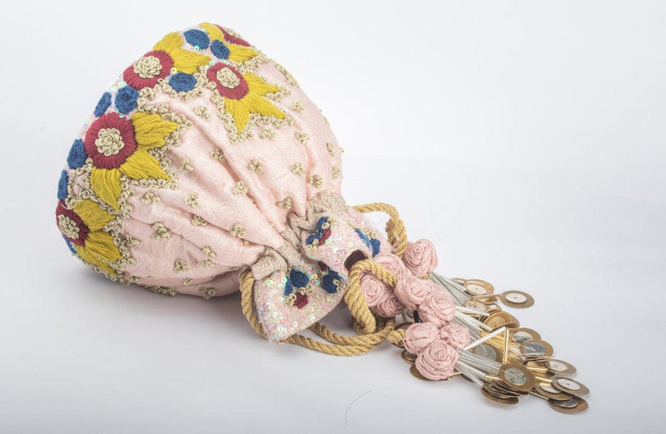 Threads &amp; Knots Pink