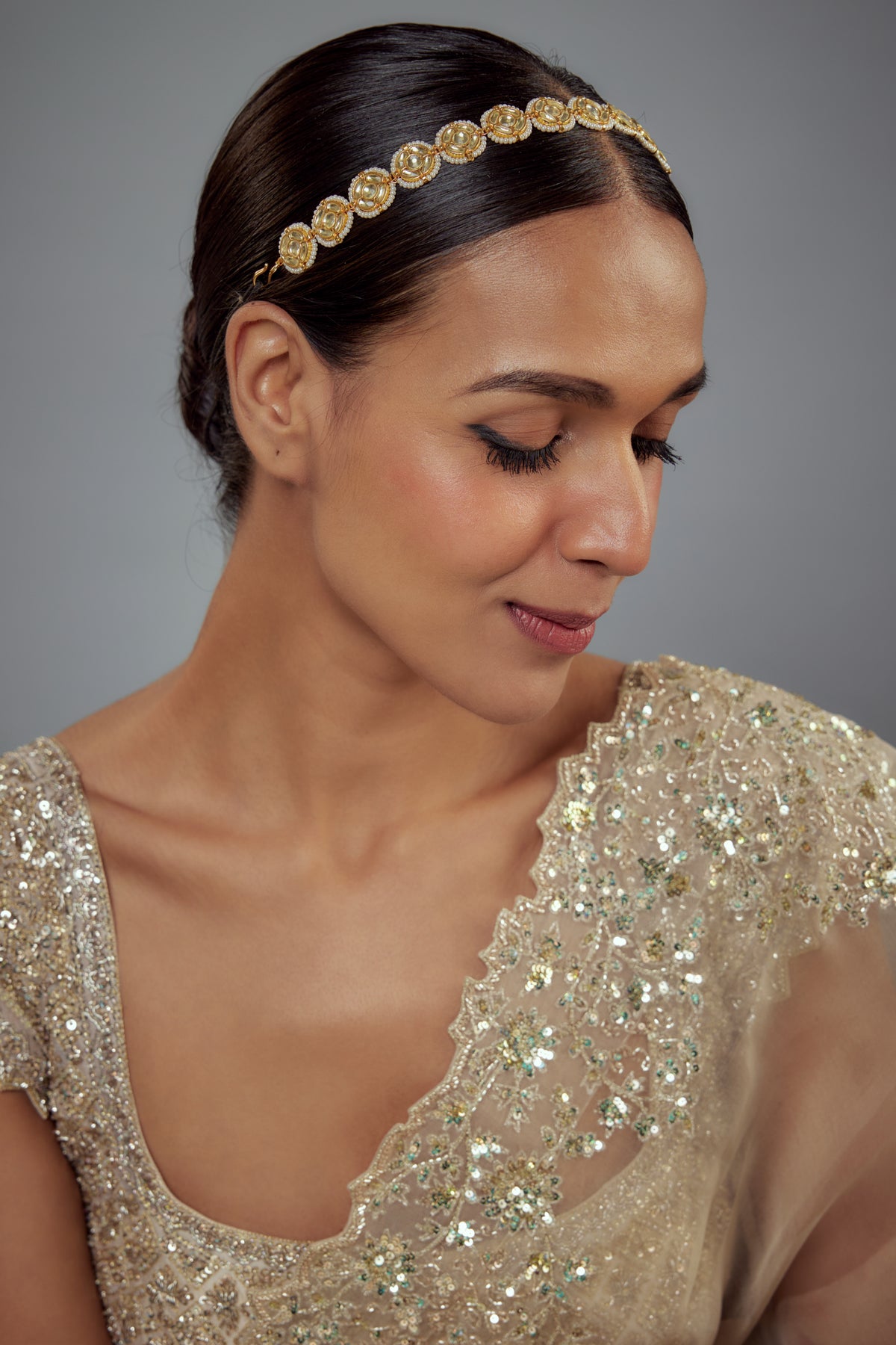 Saadgi Stunning Gold Embellished Maathapatti