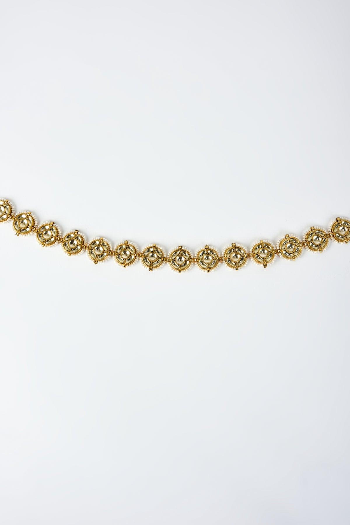 Saadgi Stunning Gold Embellished Maathapatti