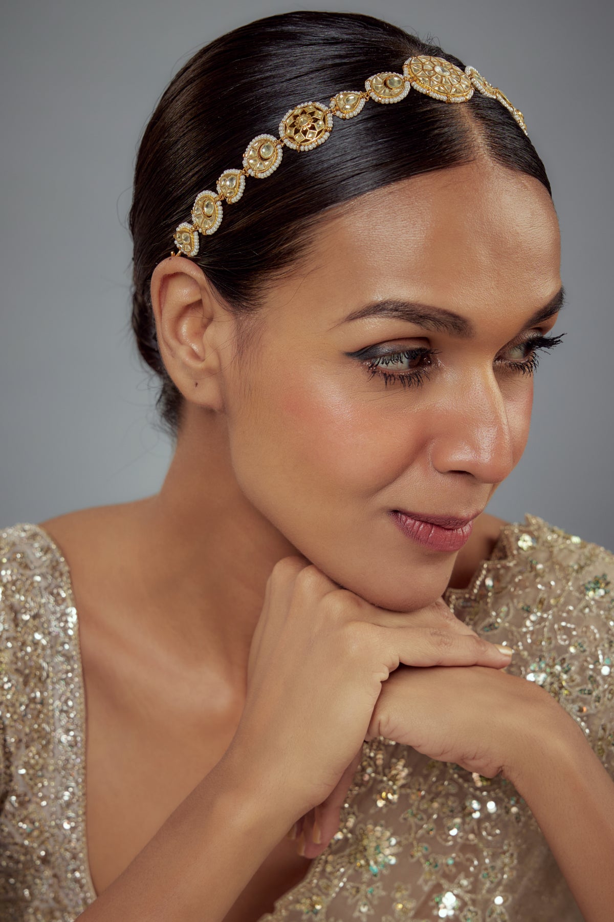 Saadgi Exquisite Gold Maathapatti