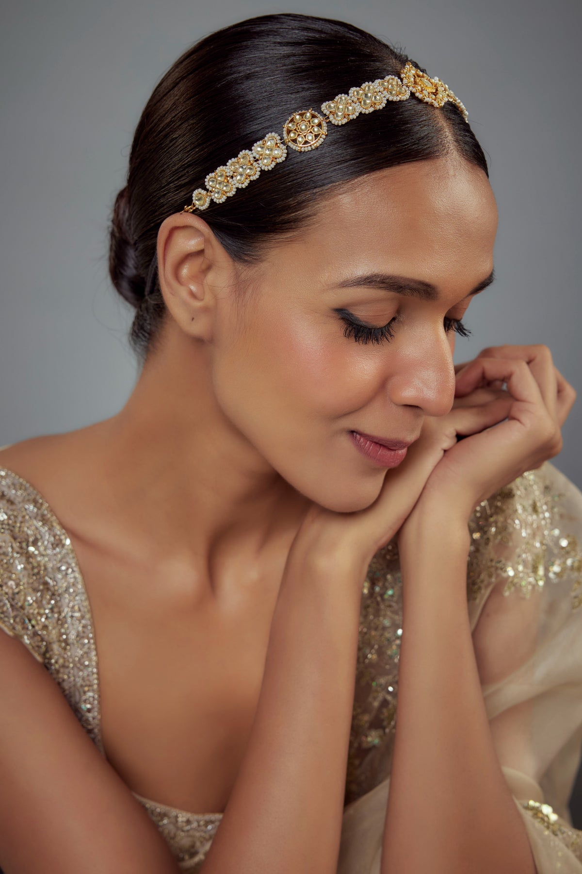 Saadgi Exquisite Gold Tone Maathapatti