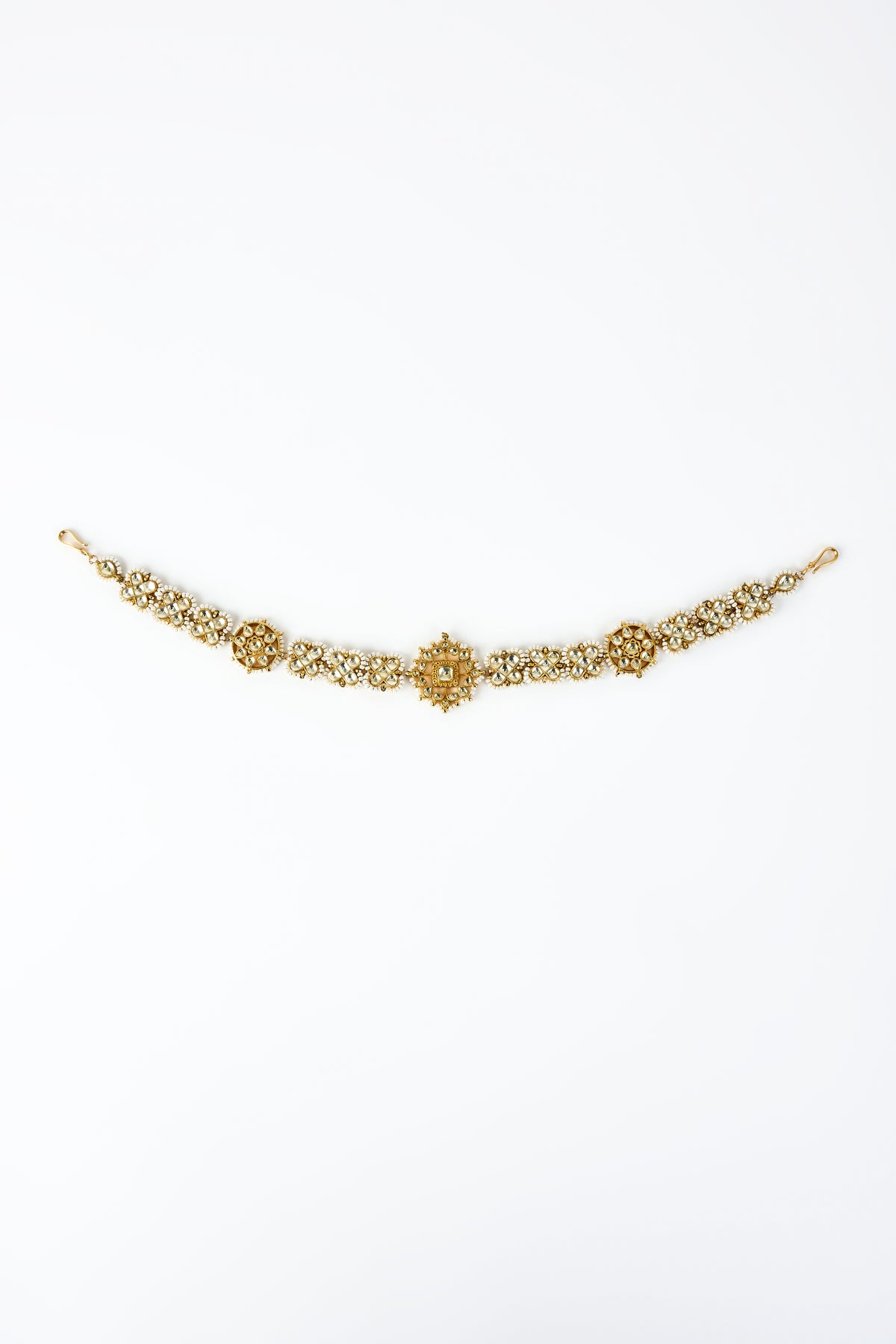 Saadgi Exquisite Gold Tone Maathapatti