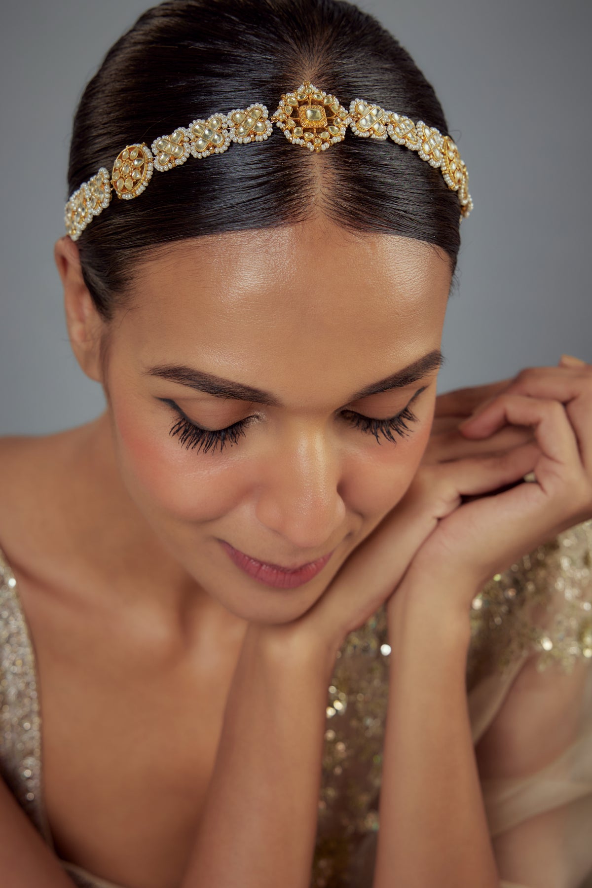 Saadgi Exquisite Gold Tone Maathapatti