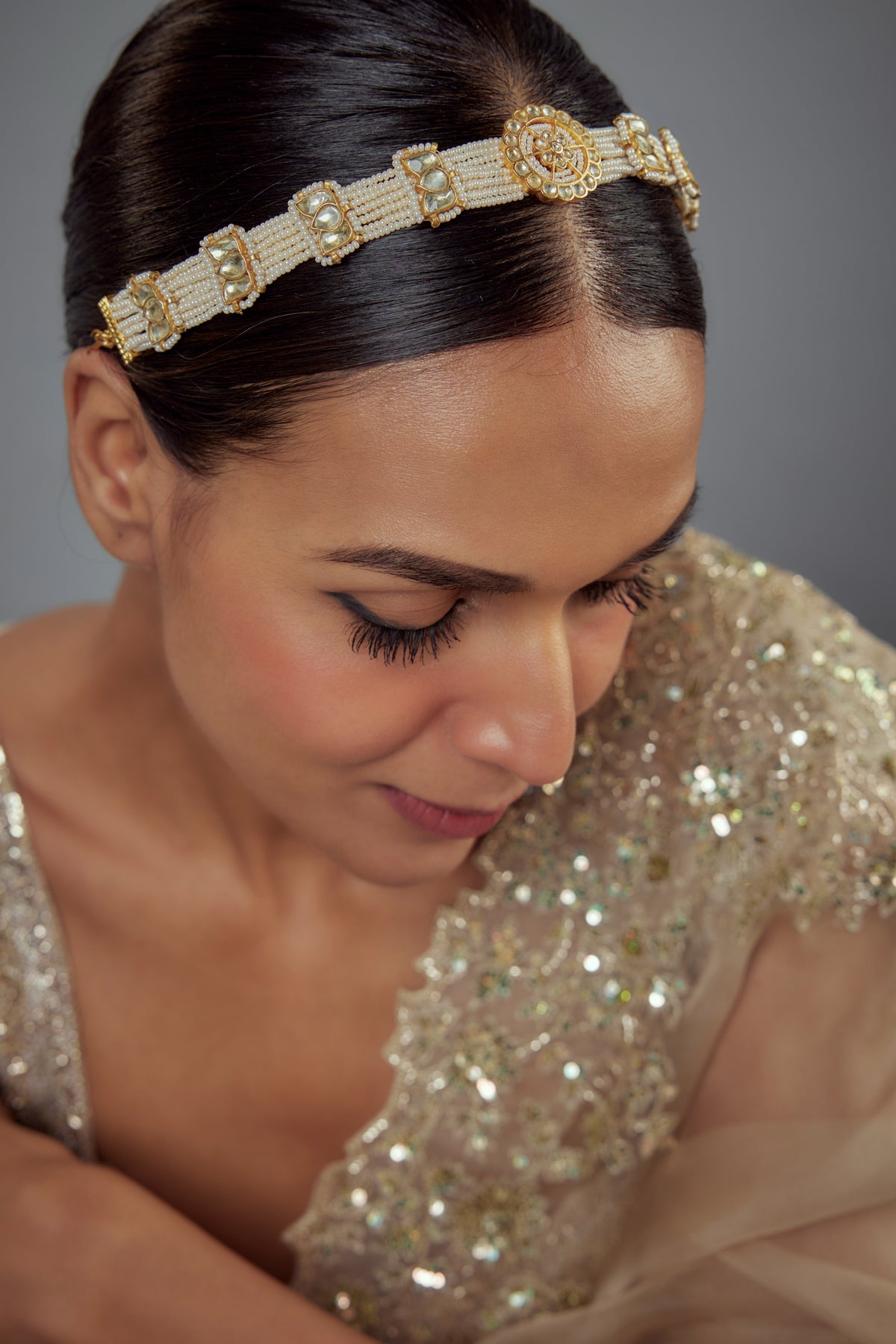 Saadgi Gold Plated White Maathapatti
