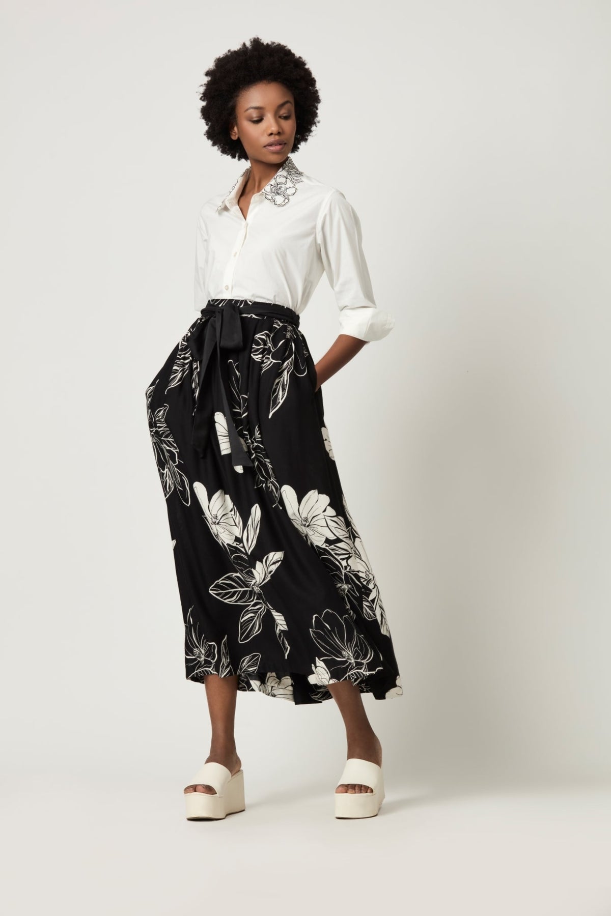 Luna Black All Over Printed Skirt