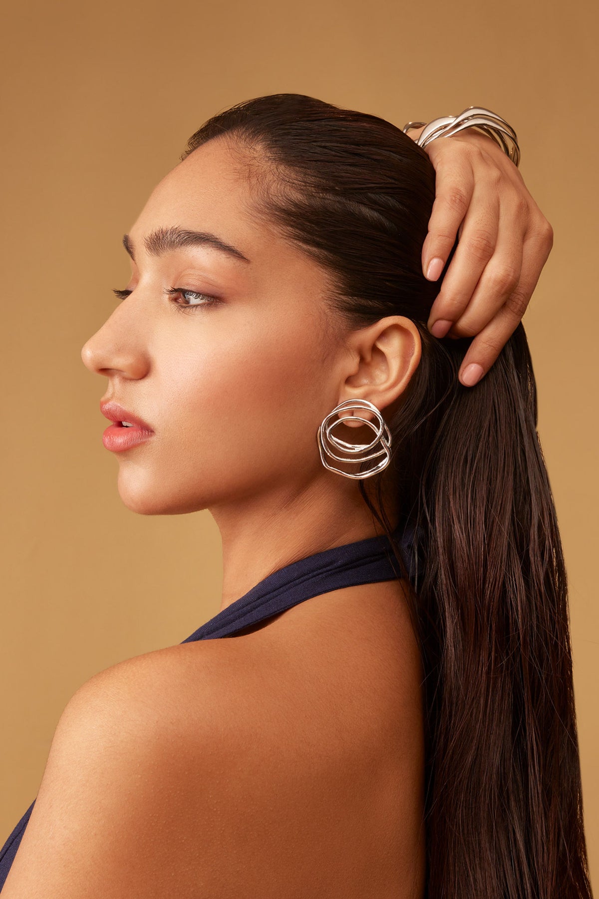 Maja Earrings Small in White Gold