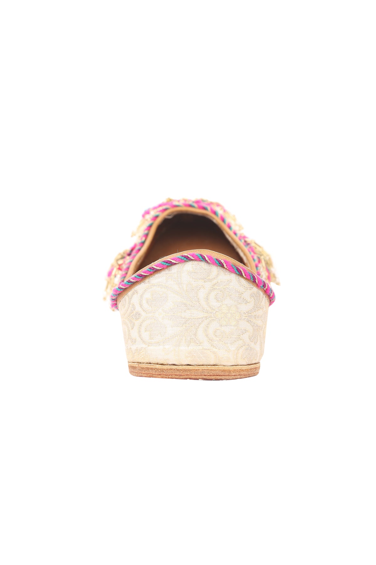 Sequin brocade jutti in ivory