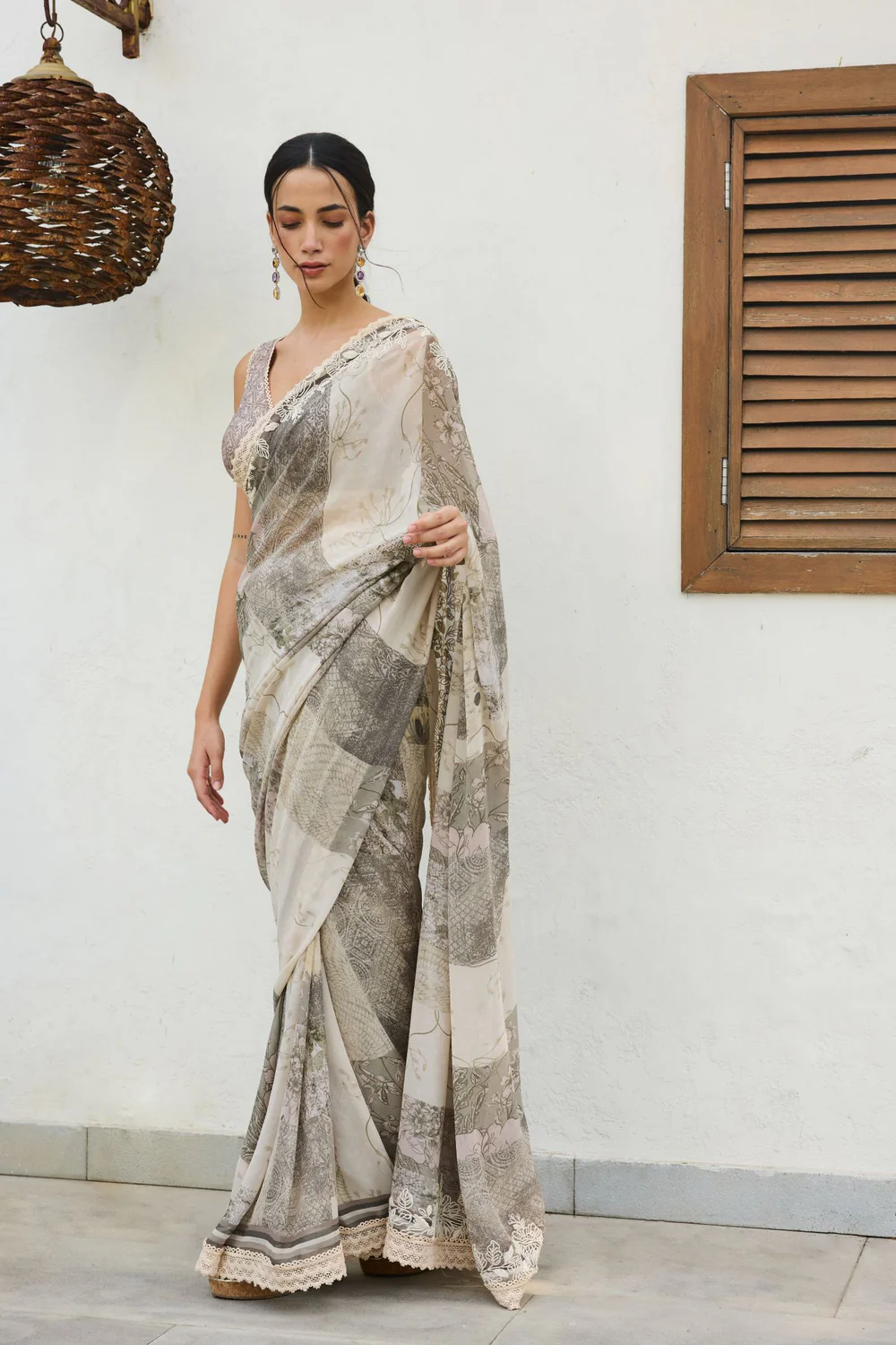 Ira Printed Embroidery Saree Set