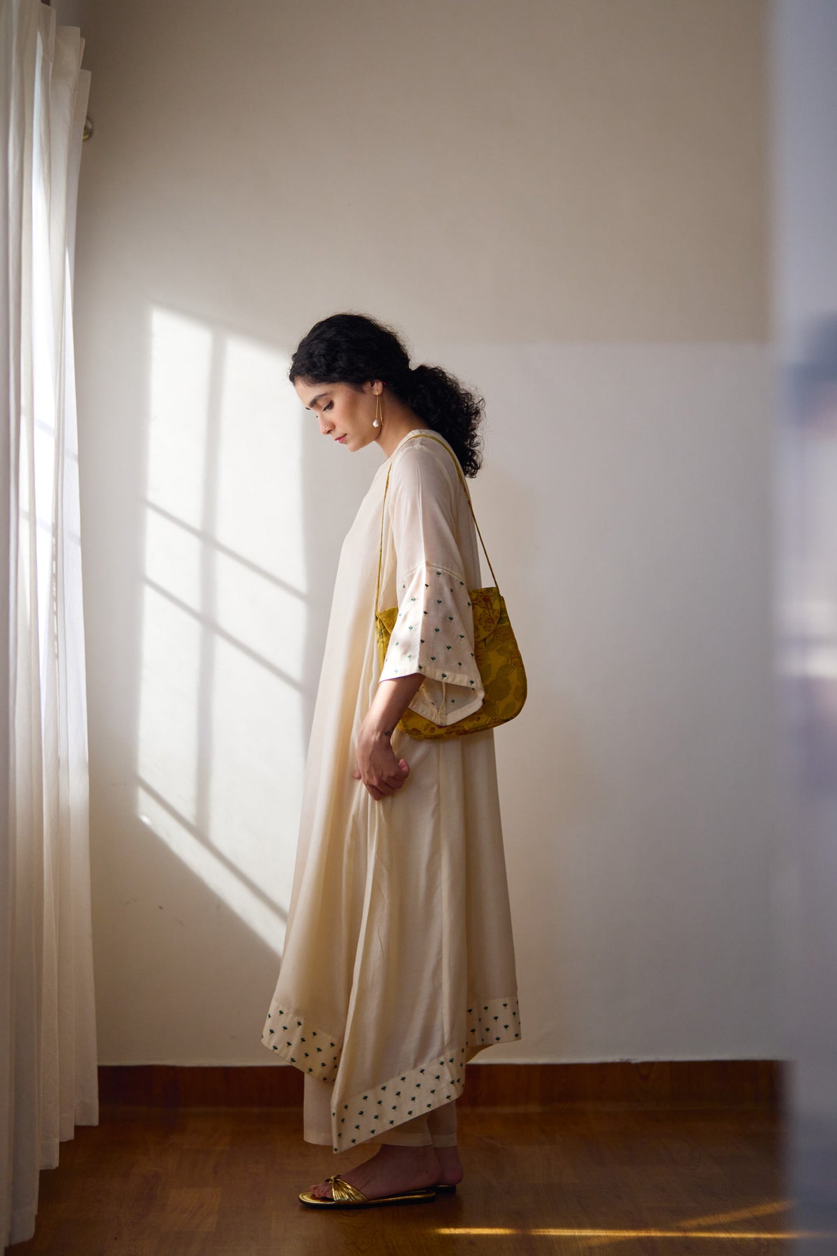 Fleaur Ivory Kurta Set