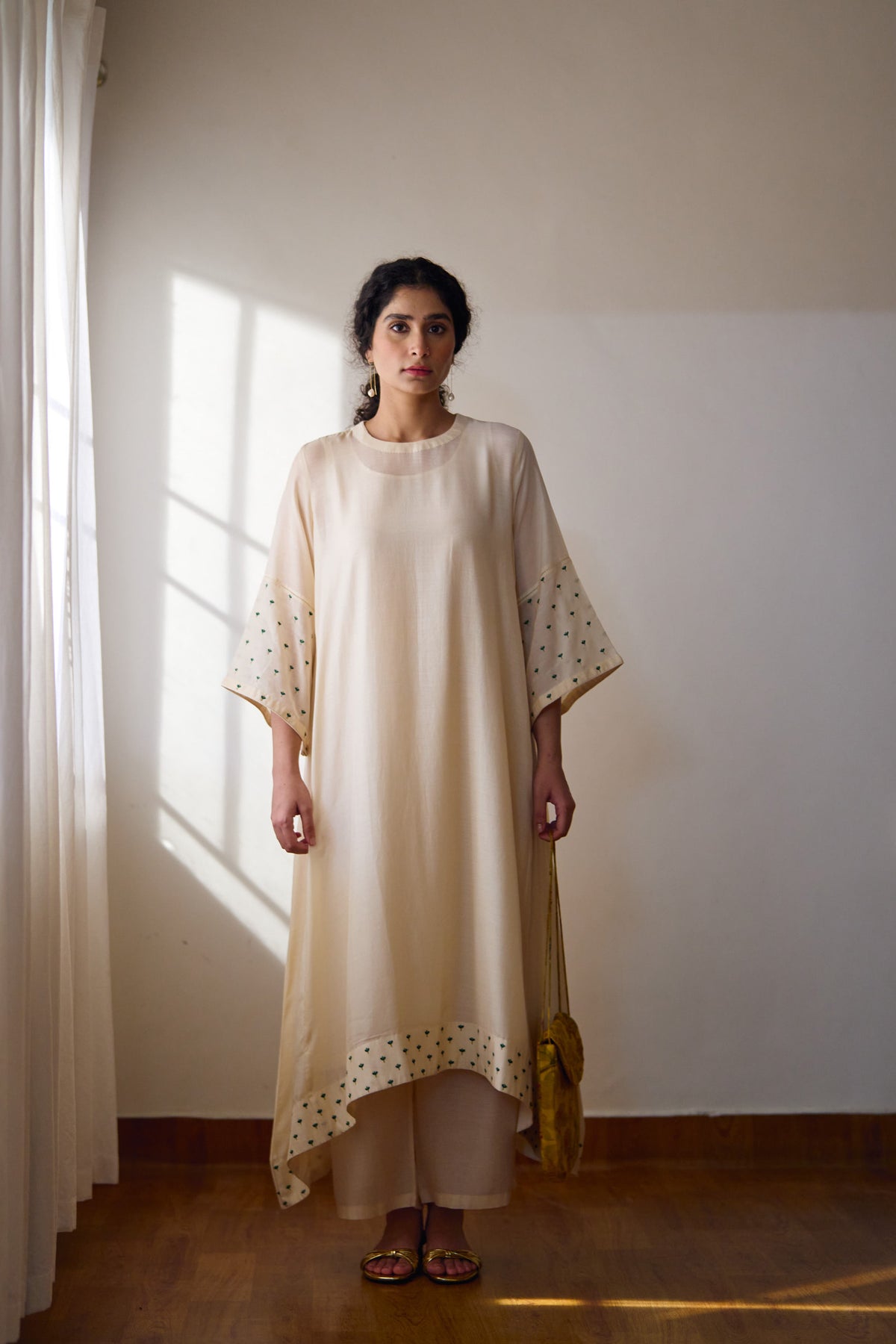 Fleaur Ivory Kurta Set