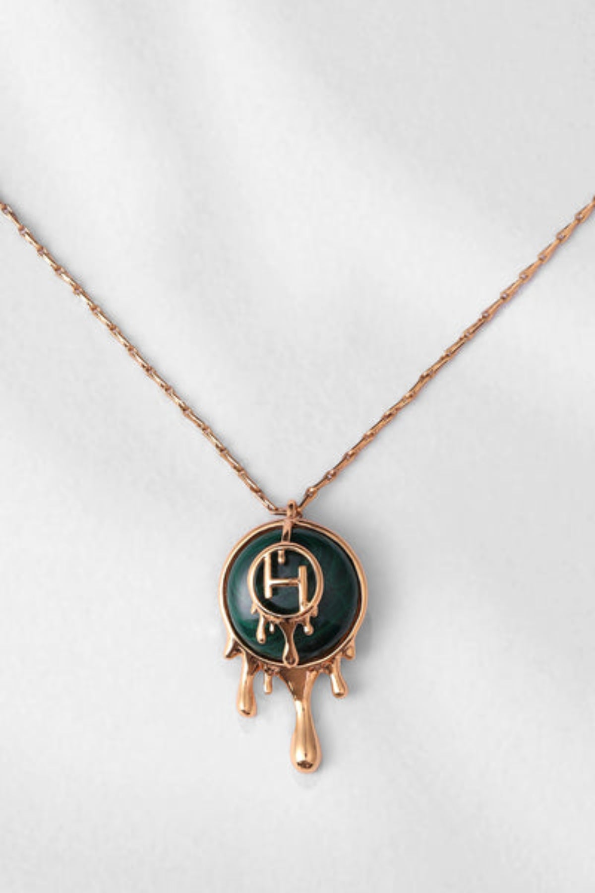 Palescent Malachite Pendant