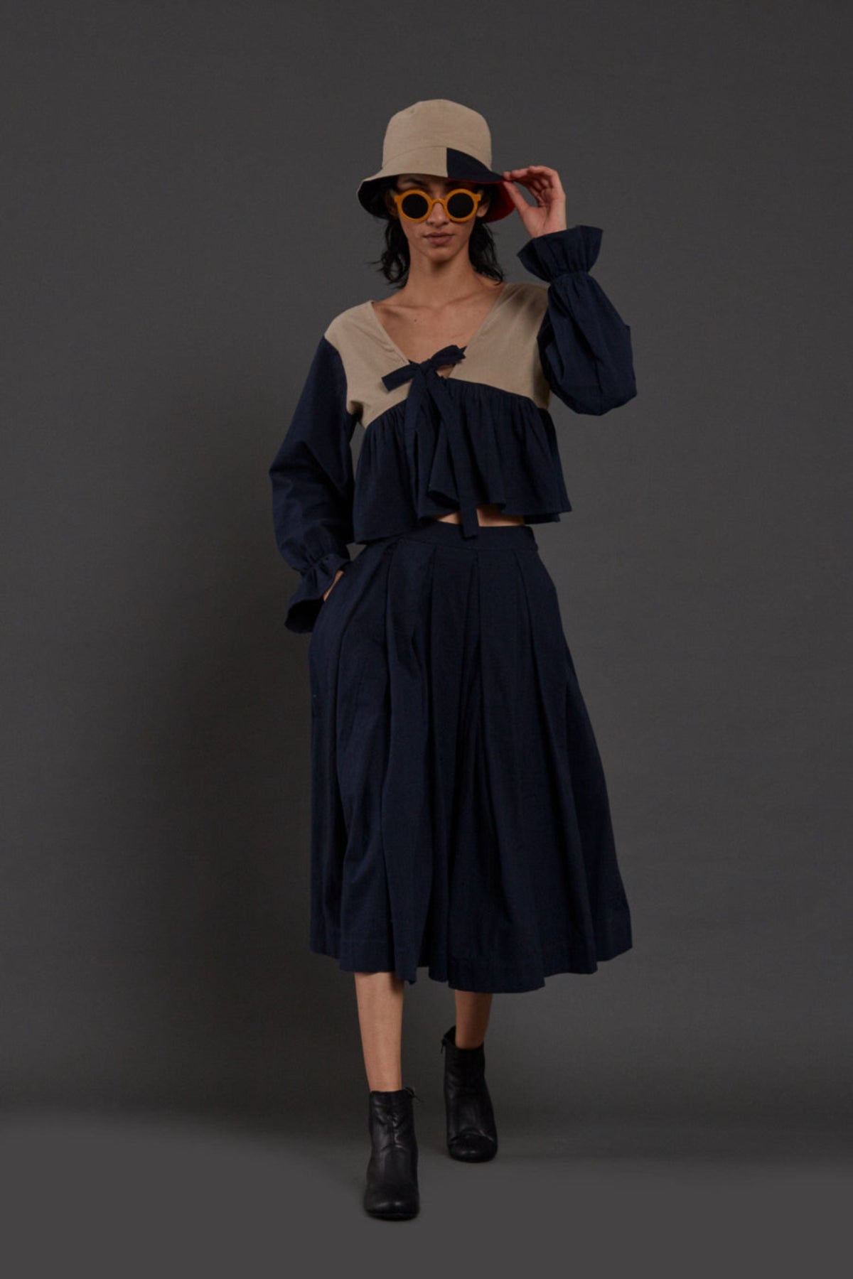Blue And Beige Bow Set